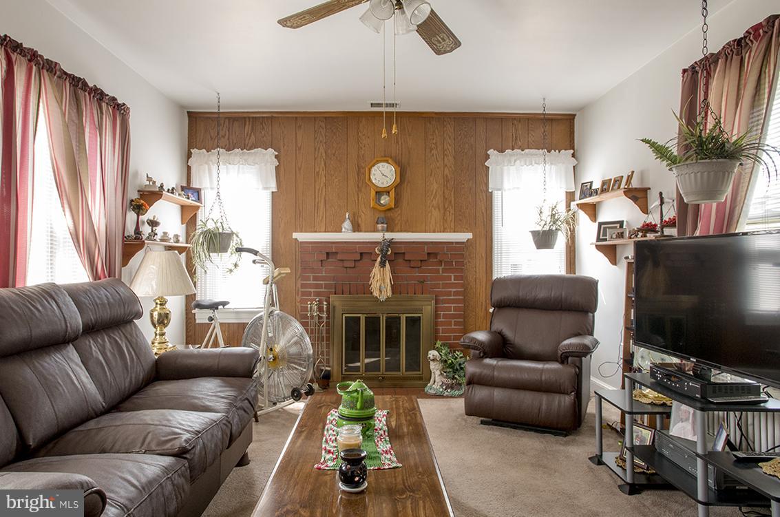 SPRINGBROOK - Residential