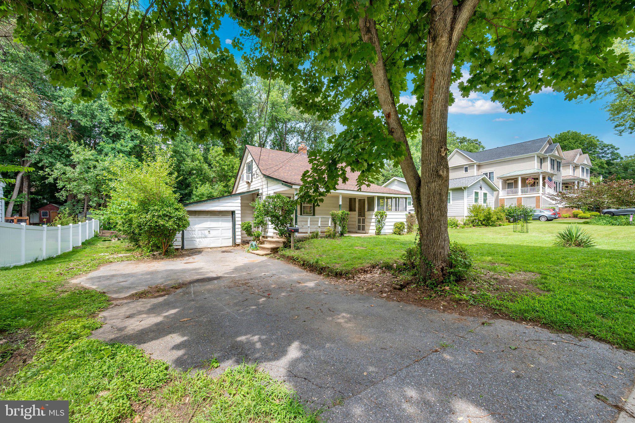 WEST END PARK - Residential