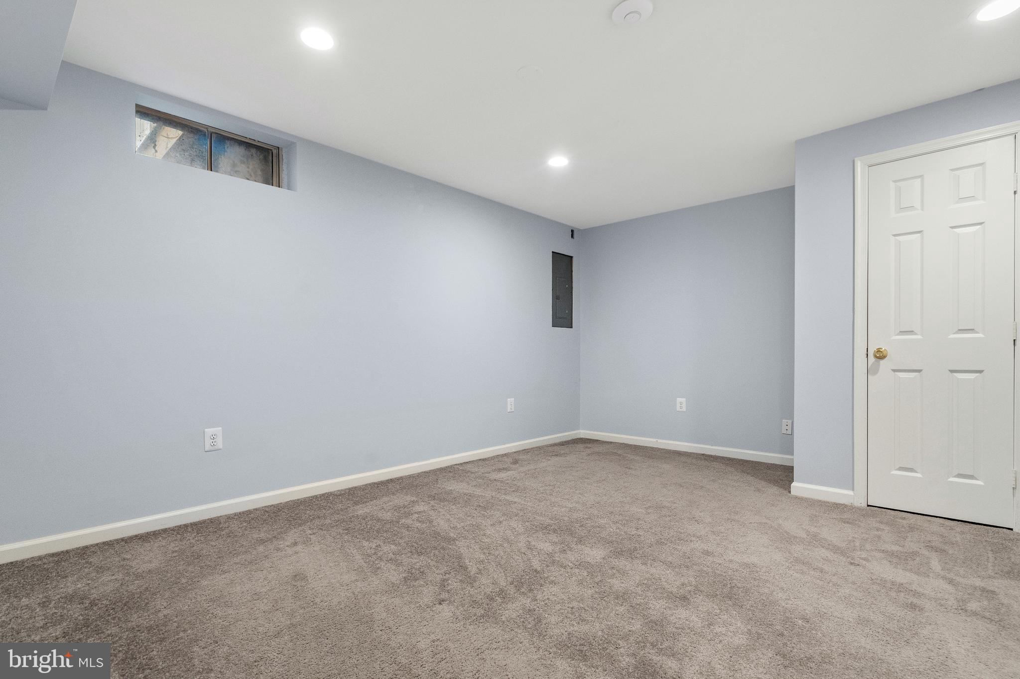 WOODSTONE - Residential