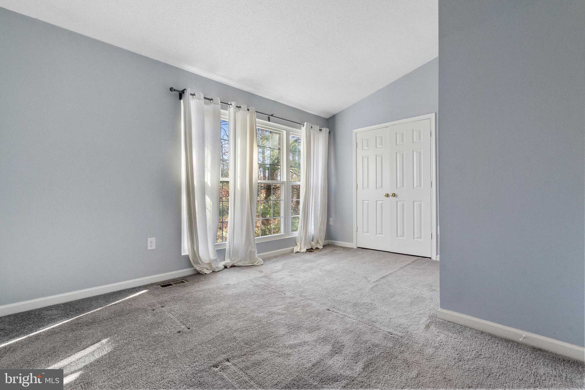 WOODSTONE - Residential