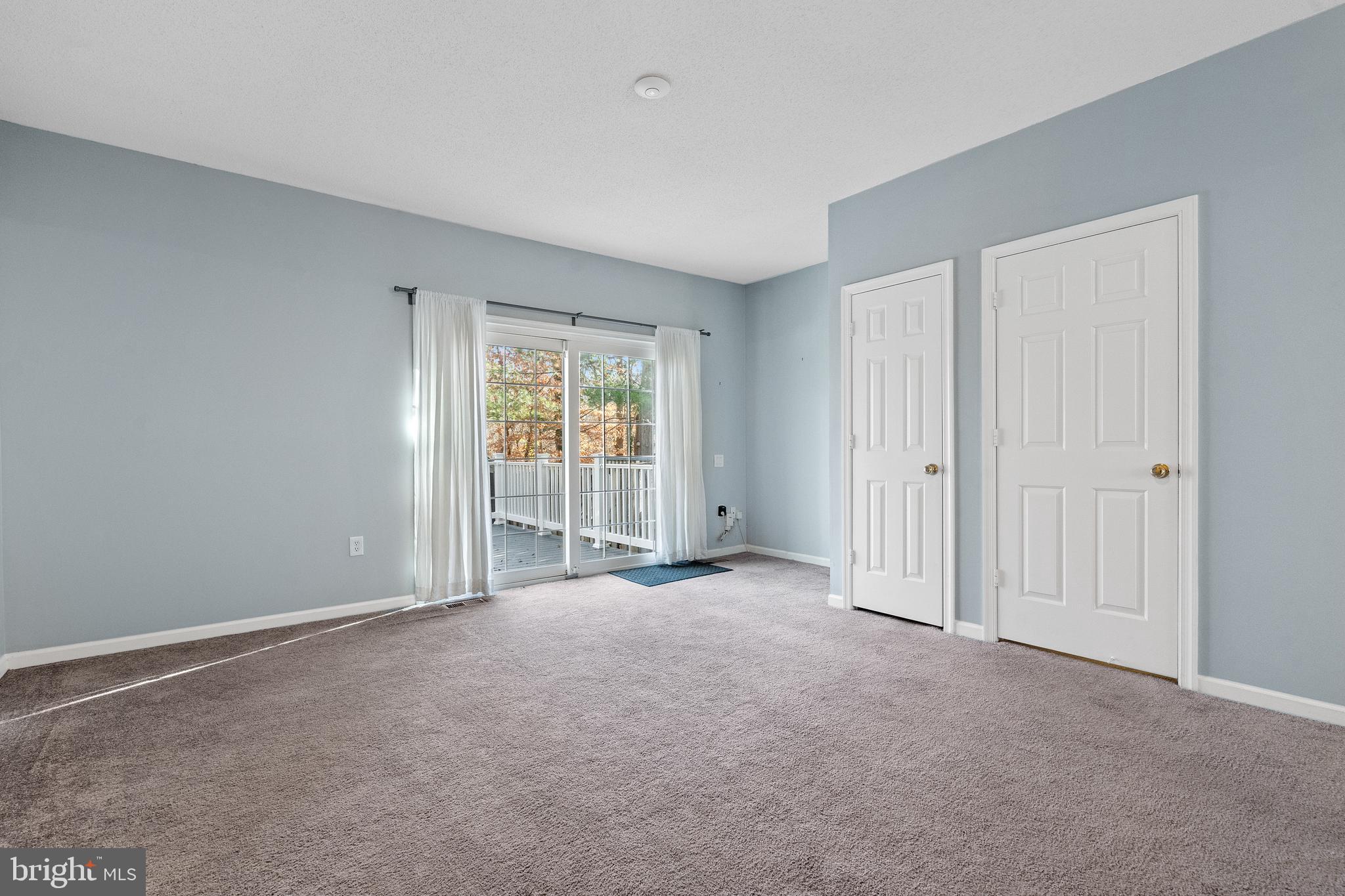 WOODSTONE - Residential