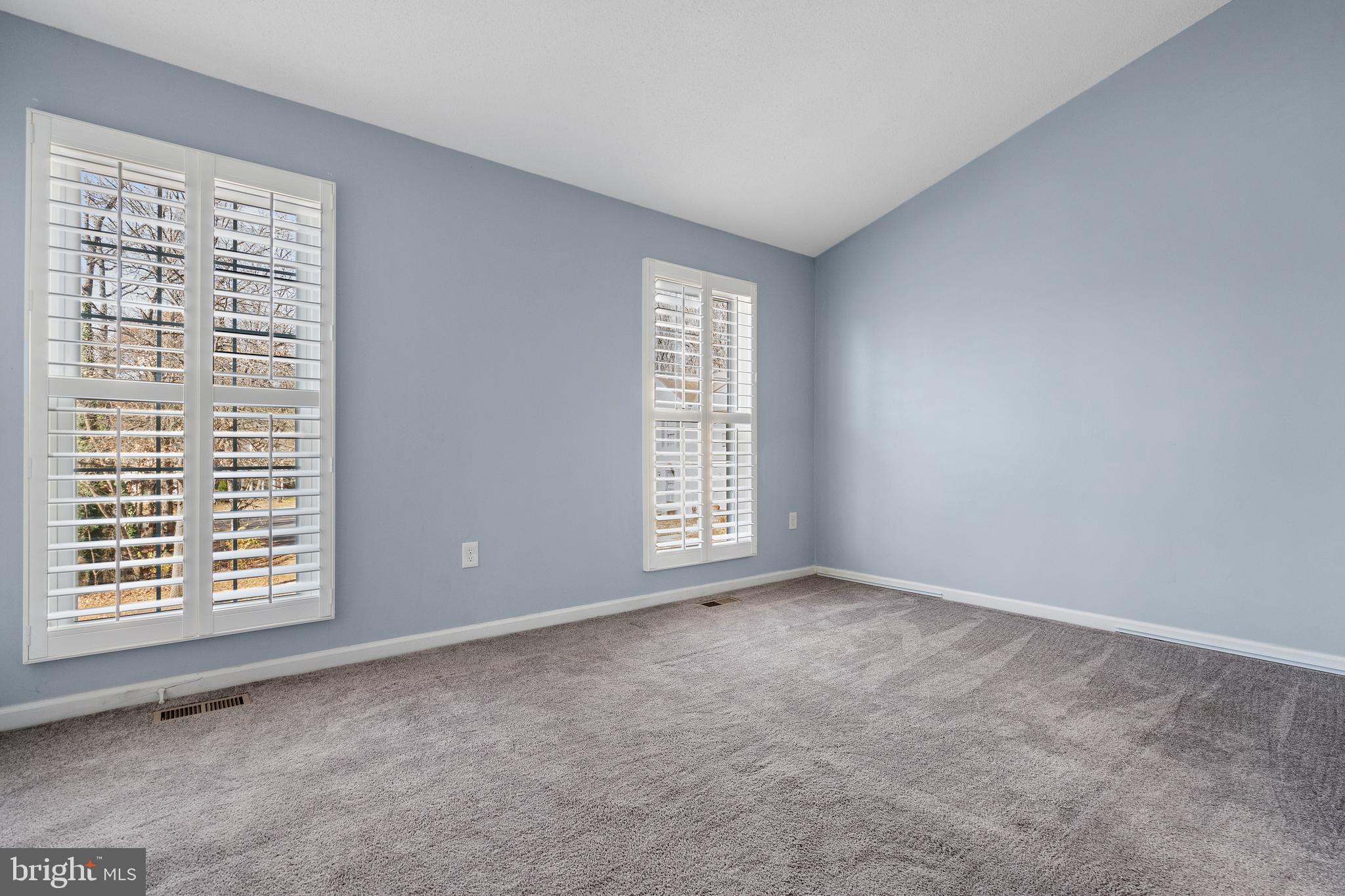 WOODSTONE - Residential