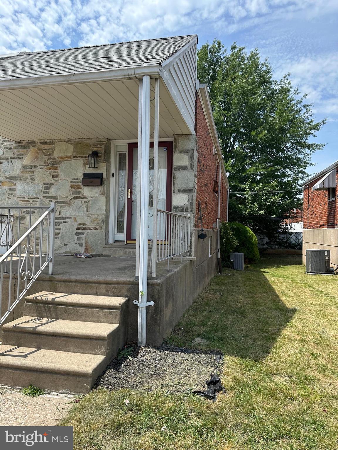 PHILADELPHIA (NORTHEAST) - Residential