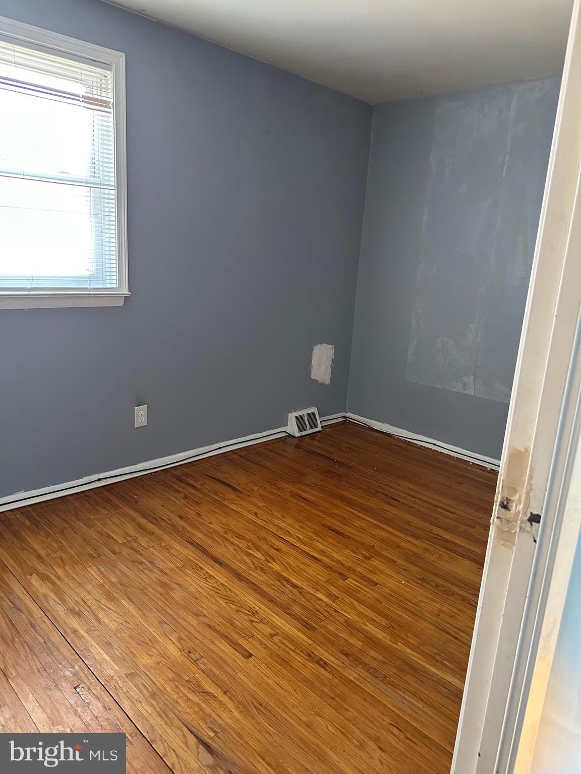 PHILADELPHIA (NORTHEAST) - Residential