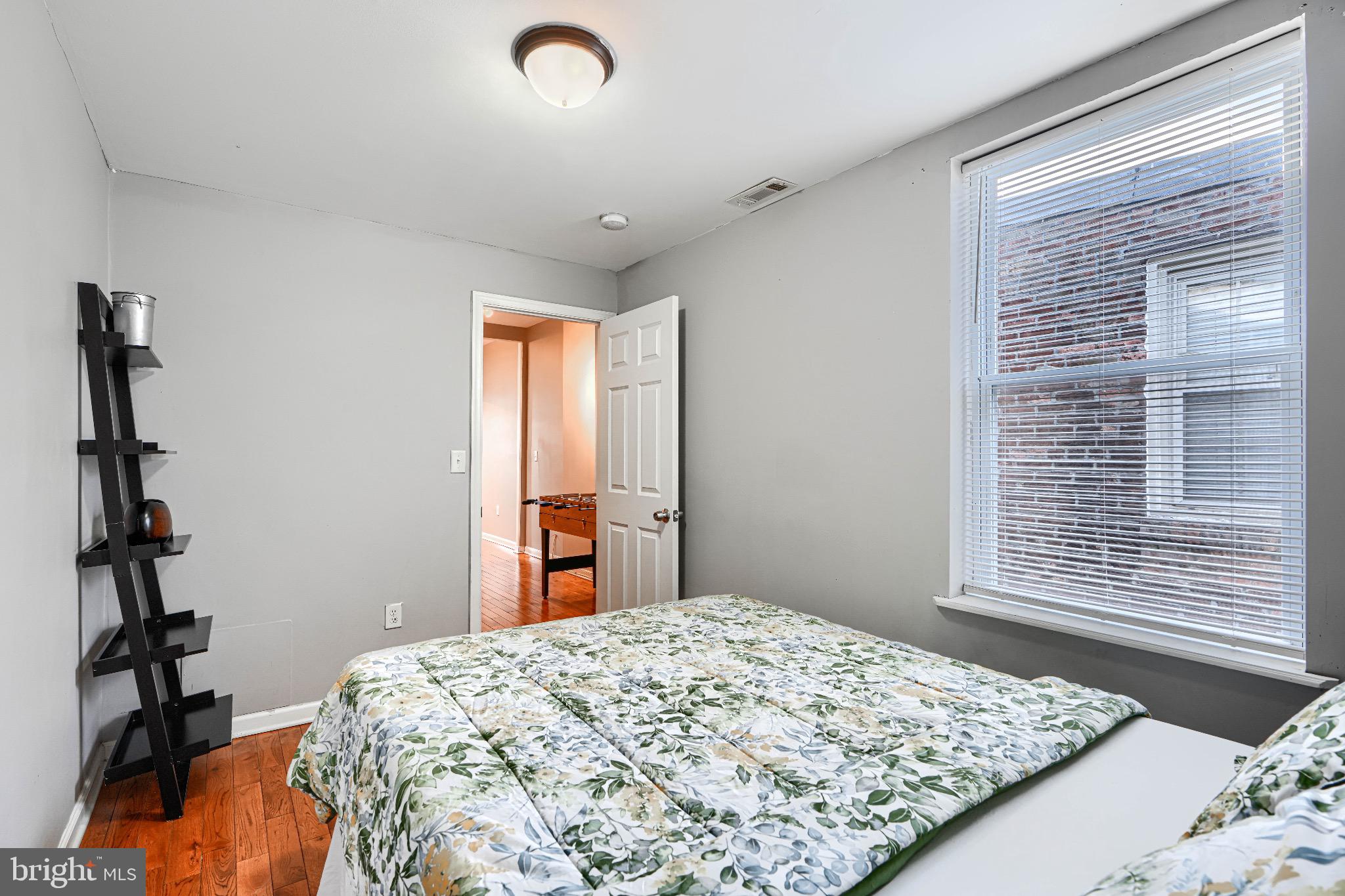 OLIVER - Residential