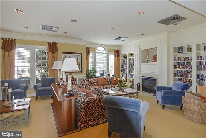 EASTON CLUB EAST - Residential