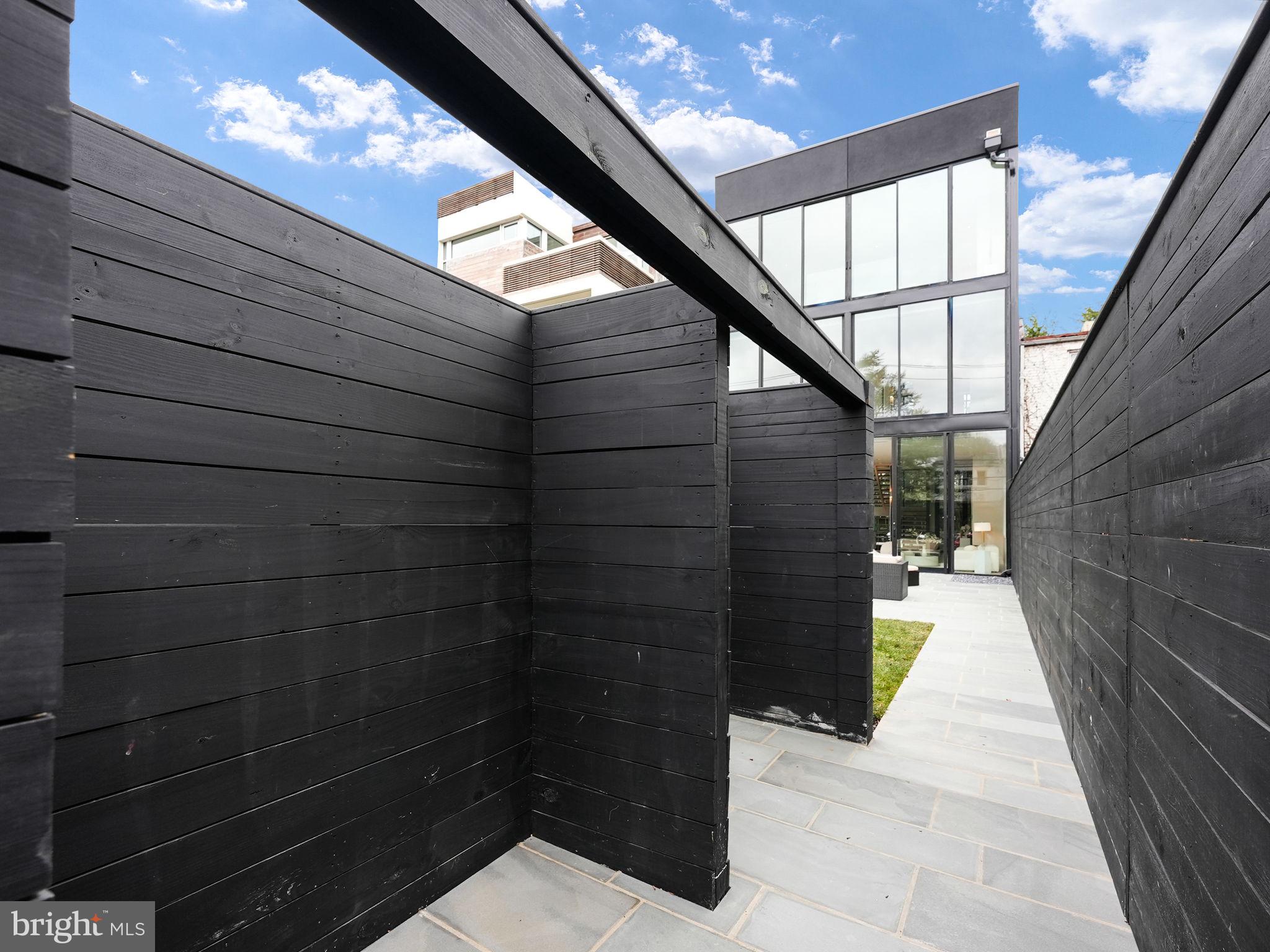 BURLEITH - Residential