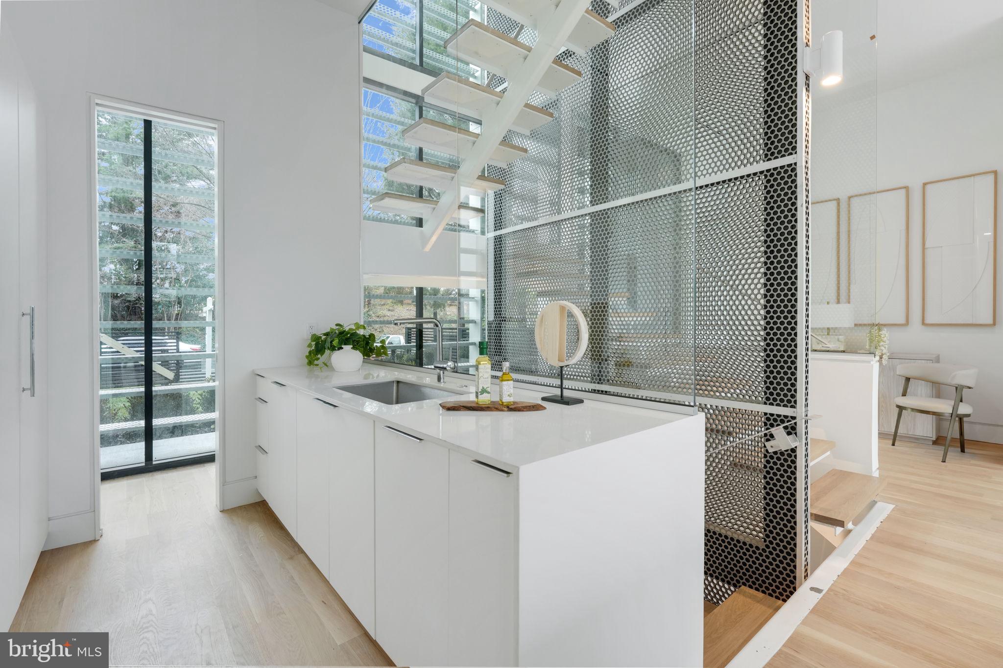 BURLEITH - Residential