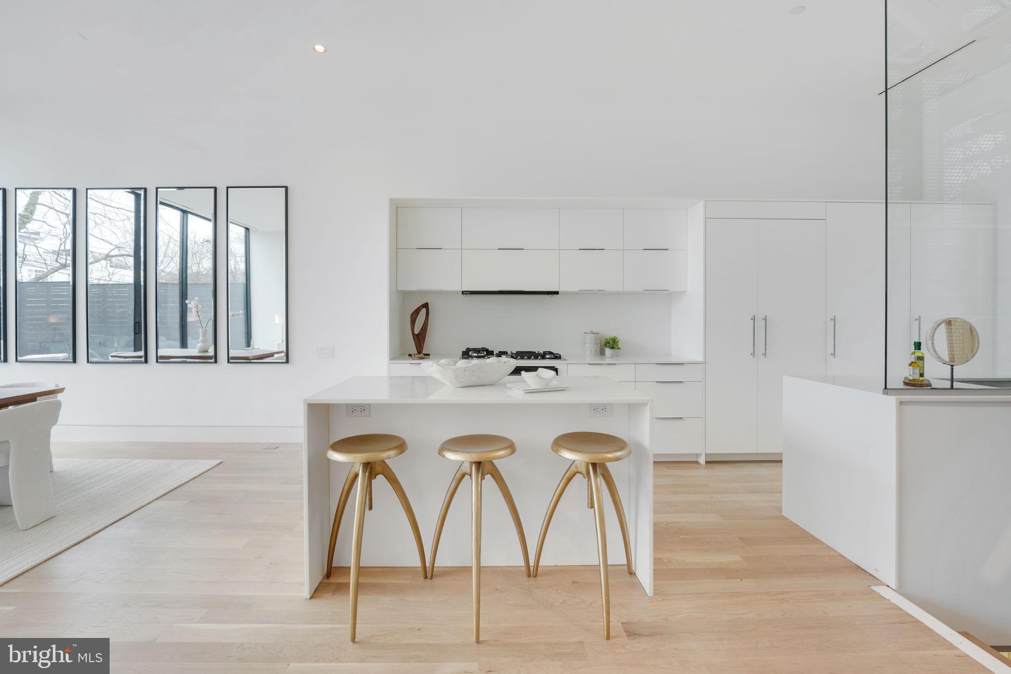 BURLEITH - Residential