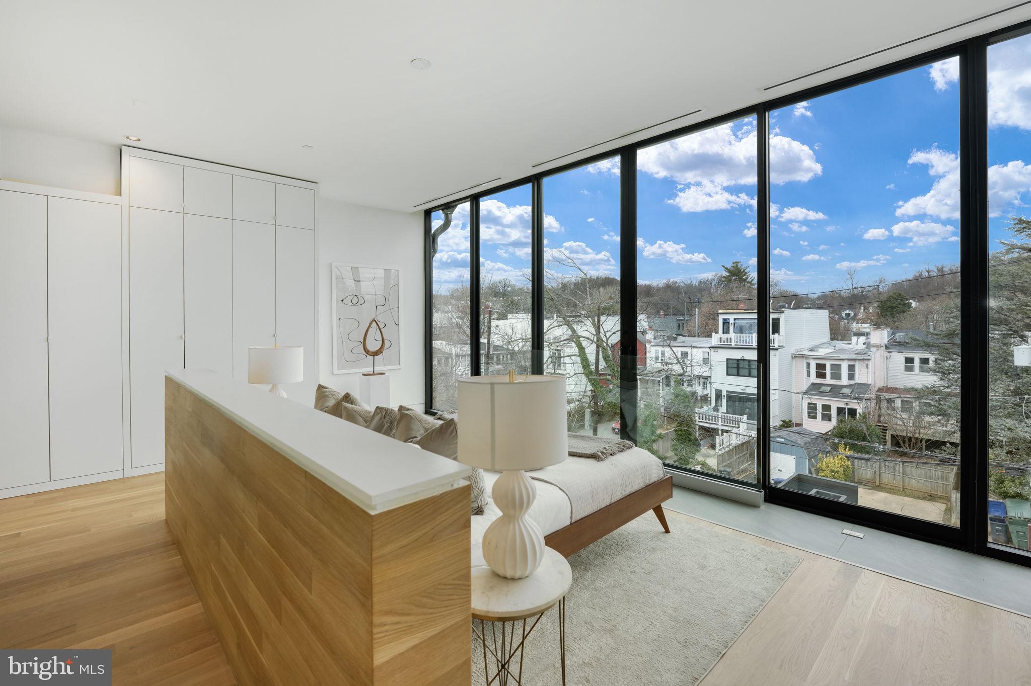 BURLEITH - Residential