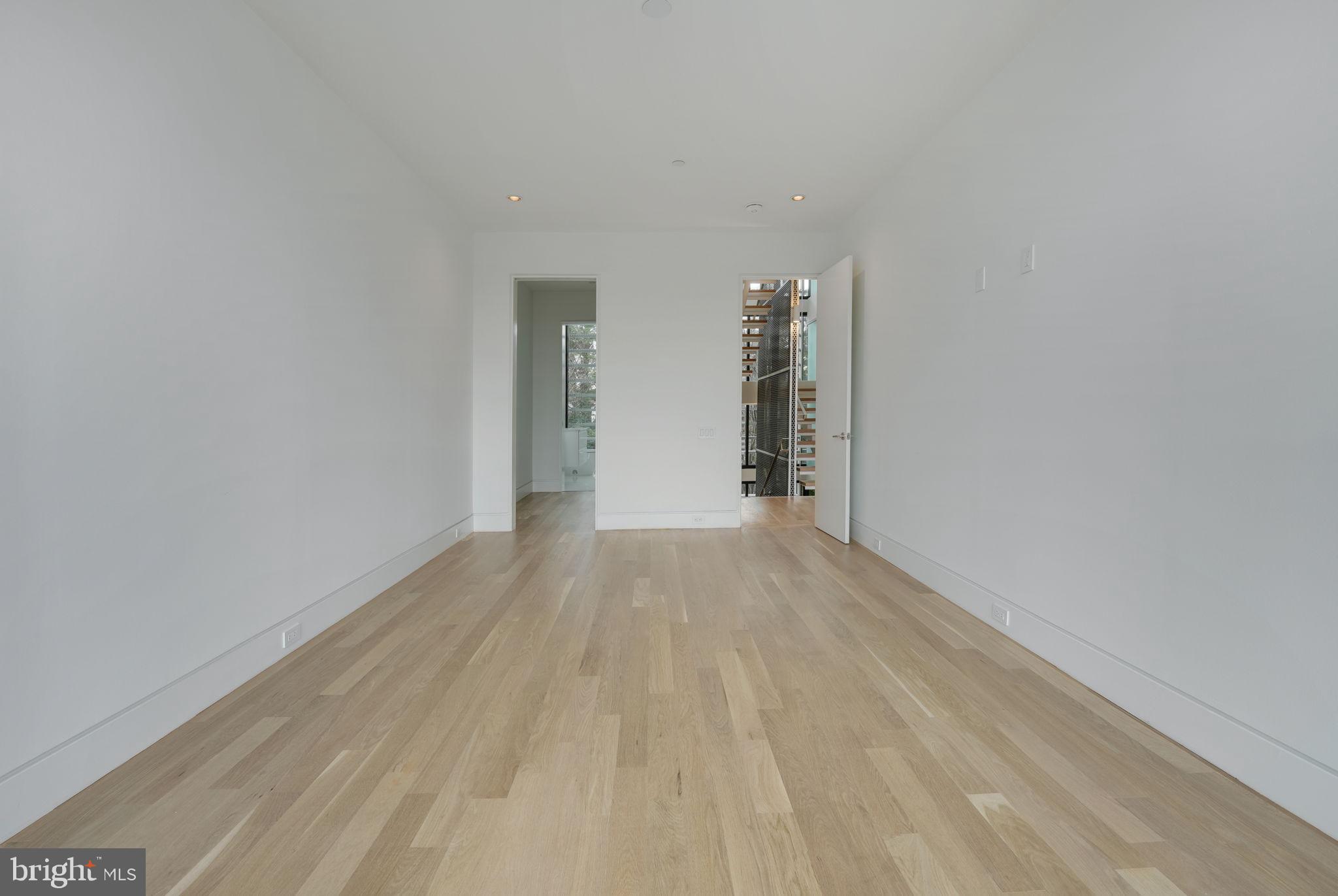BURLEITH - Residential
