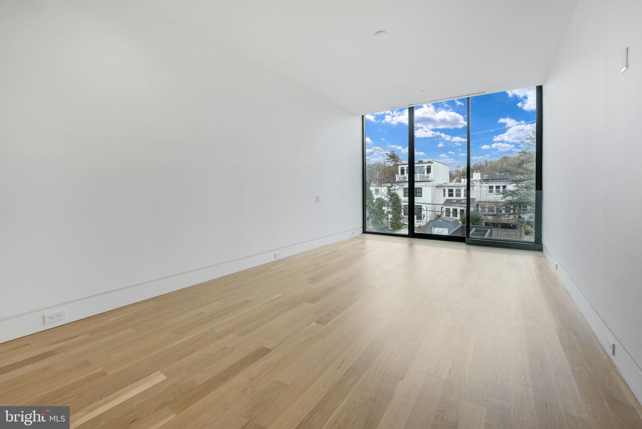 BURLEITH - Residential