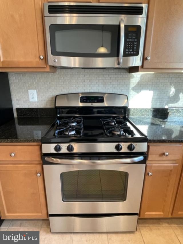 BRAMBLETON - Residential Lease