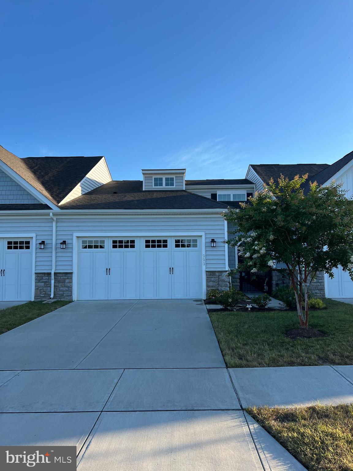 BAY BRIDGE COVE - Residential