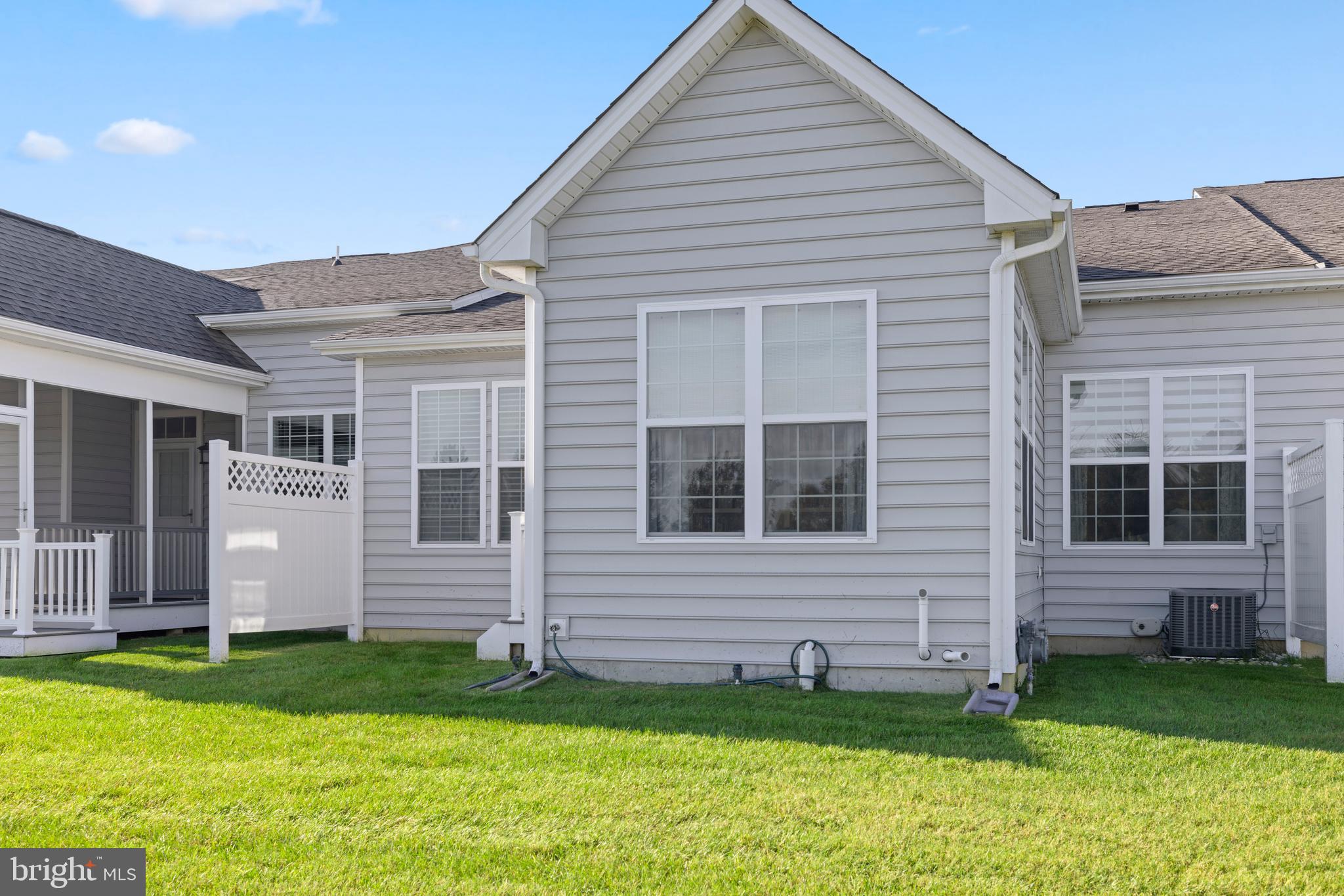 BAY BRIDGE COVE - Residential