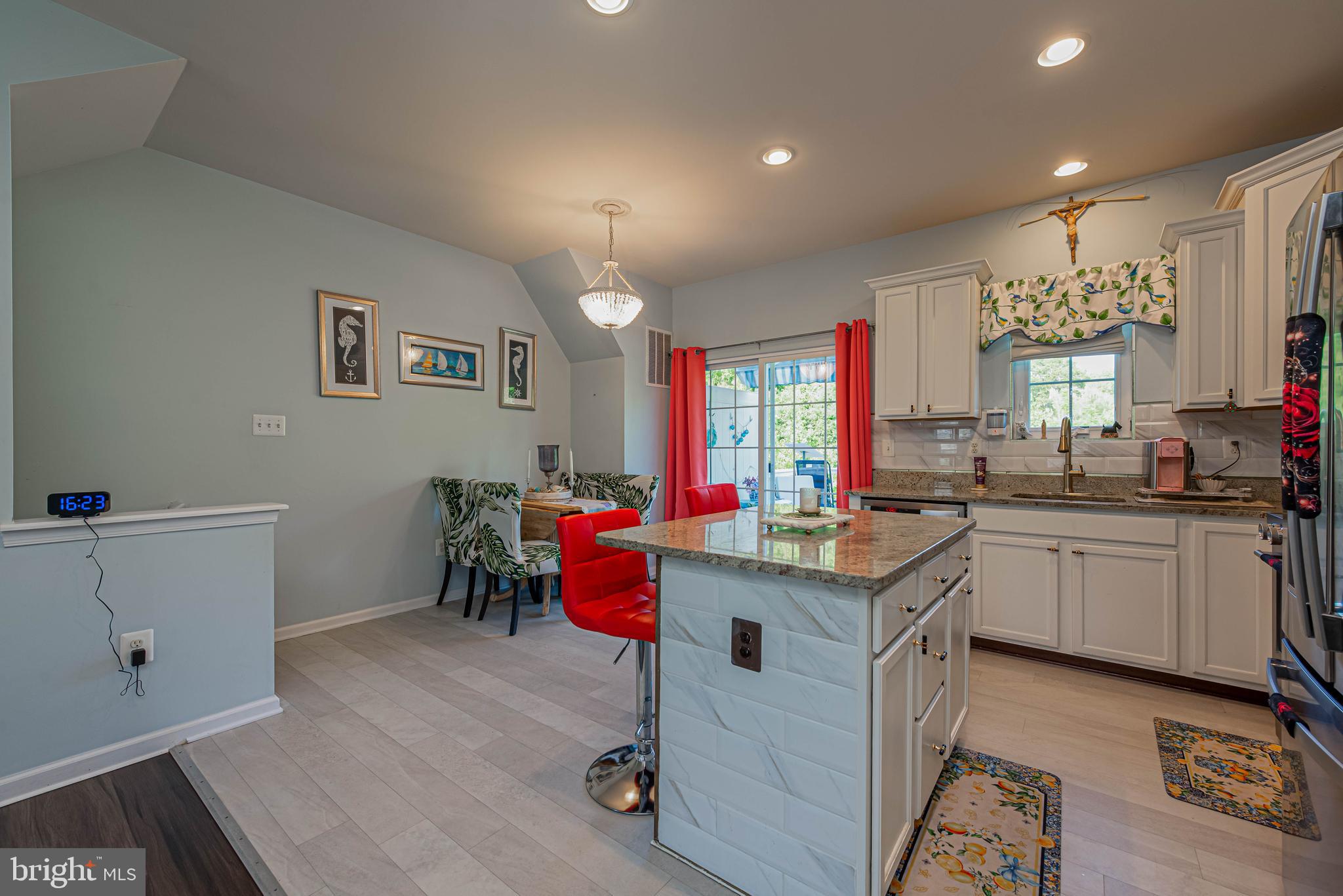 PLANTATION LAKES - Residential