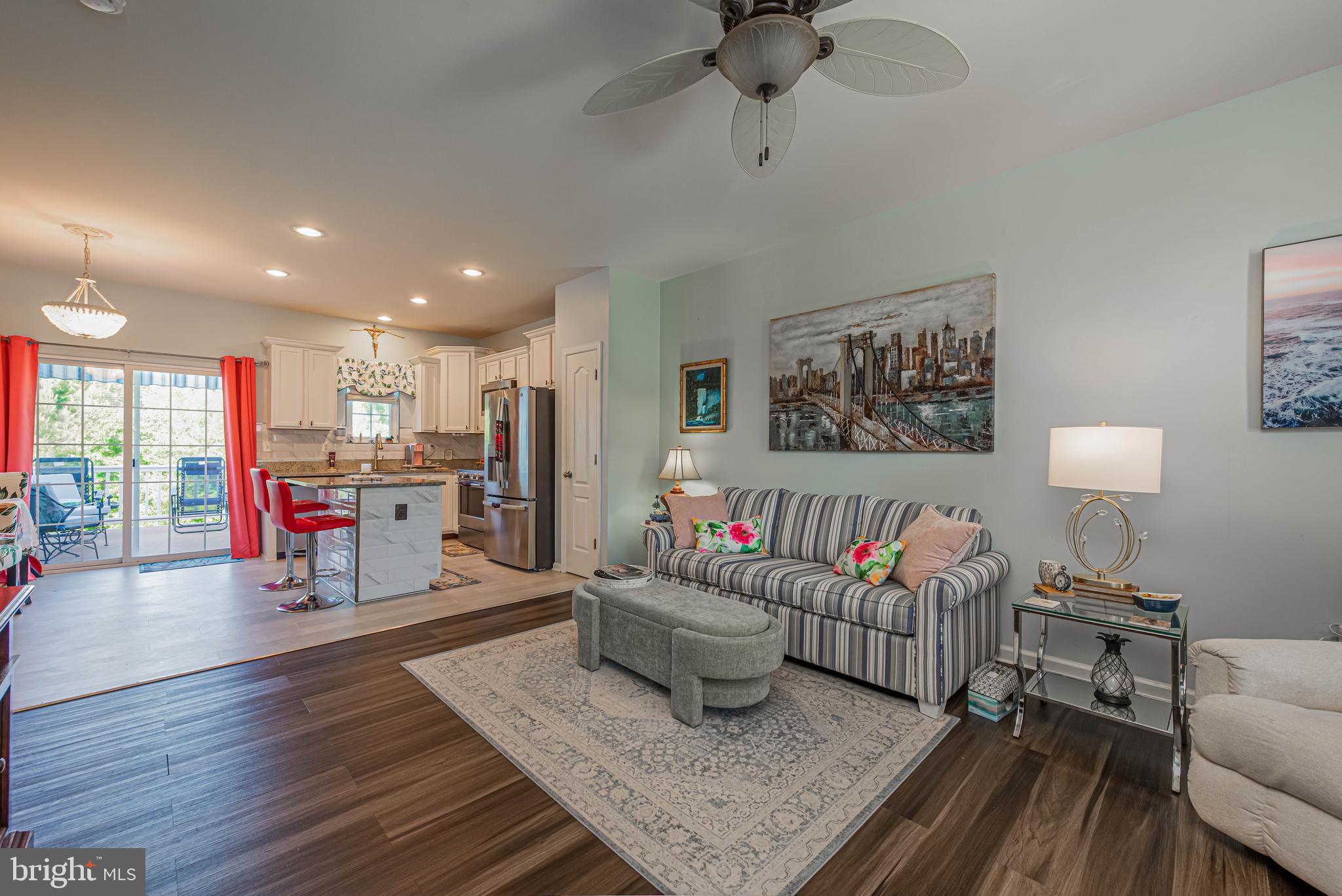 PLANTATION LAKES - Residential
