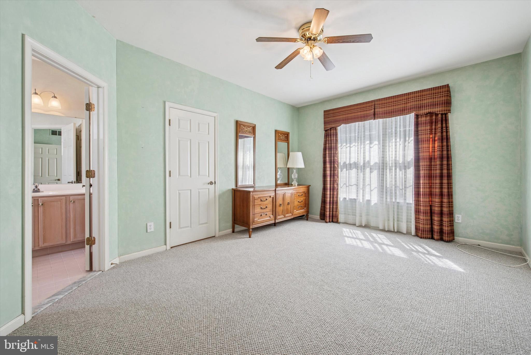 FOX HILL FARM - Residential