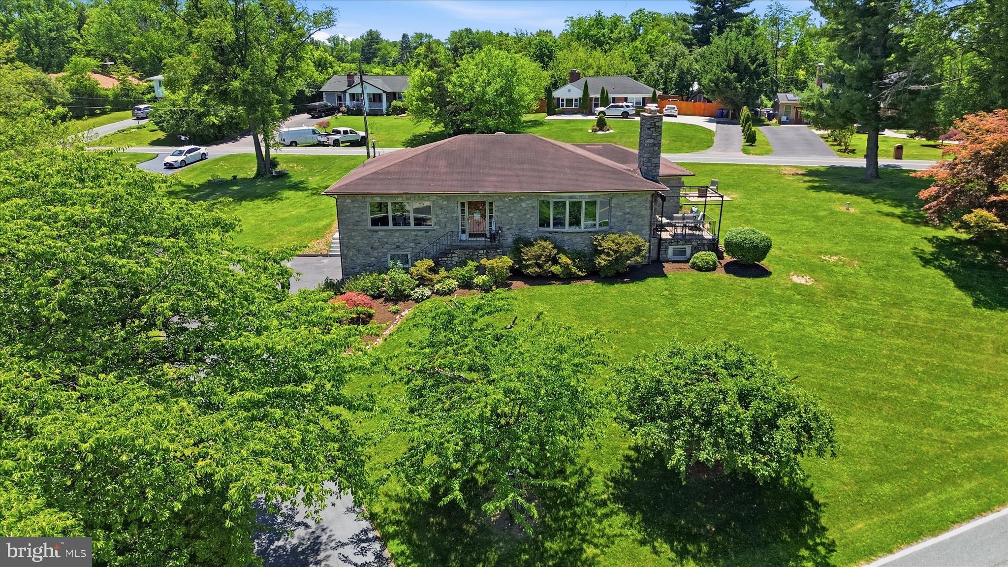 GROVE HILL - Residential