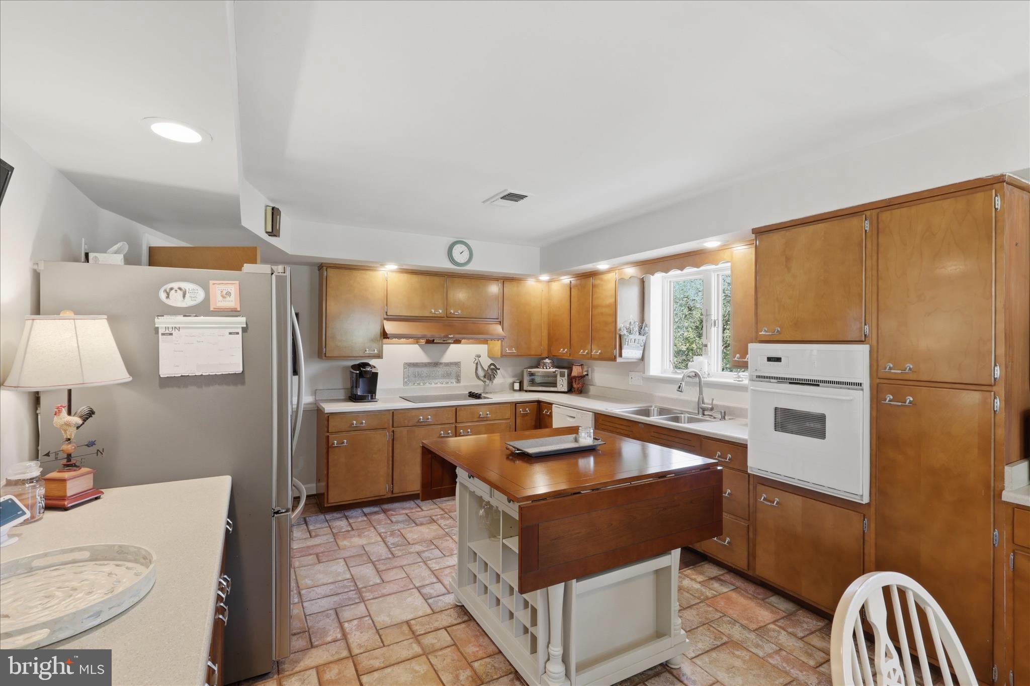 GROVE HILL - Residential