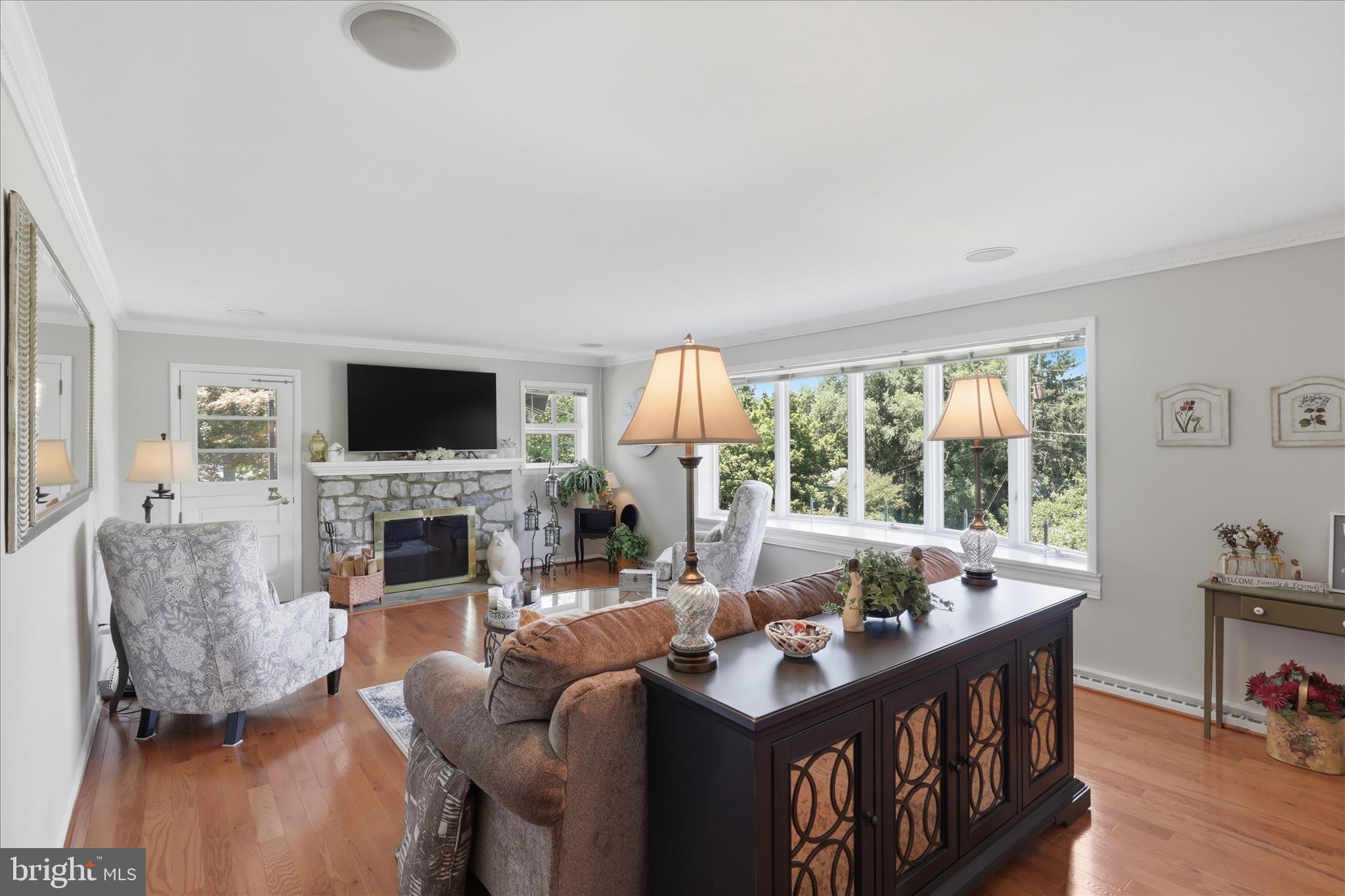 GROVE HILL - Residential