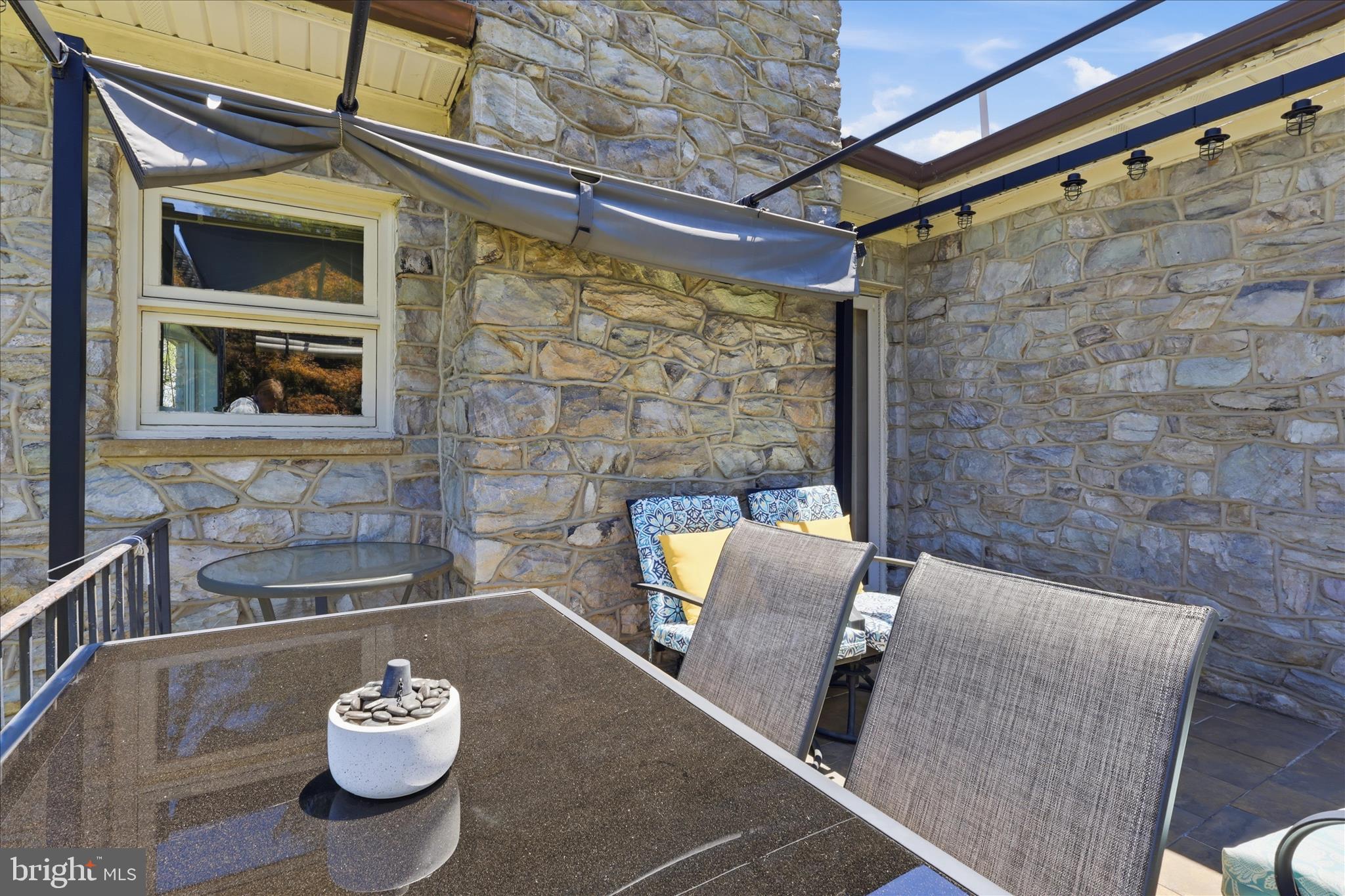 GROVE HILL - Residential
