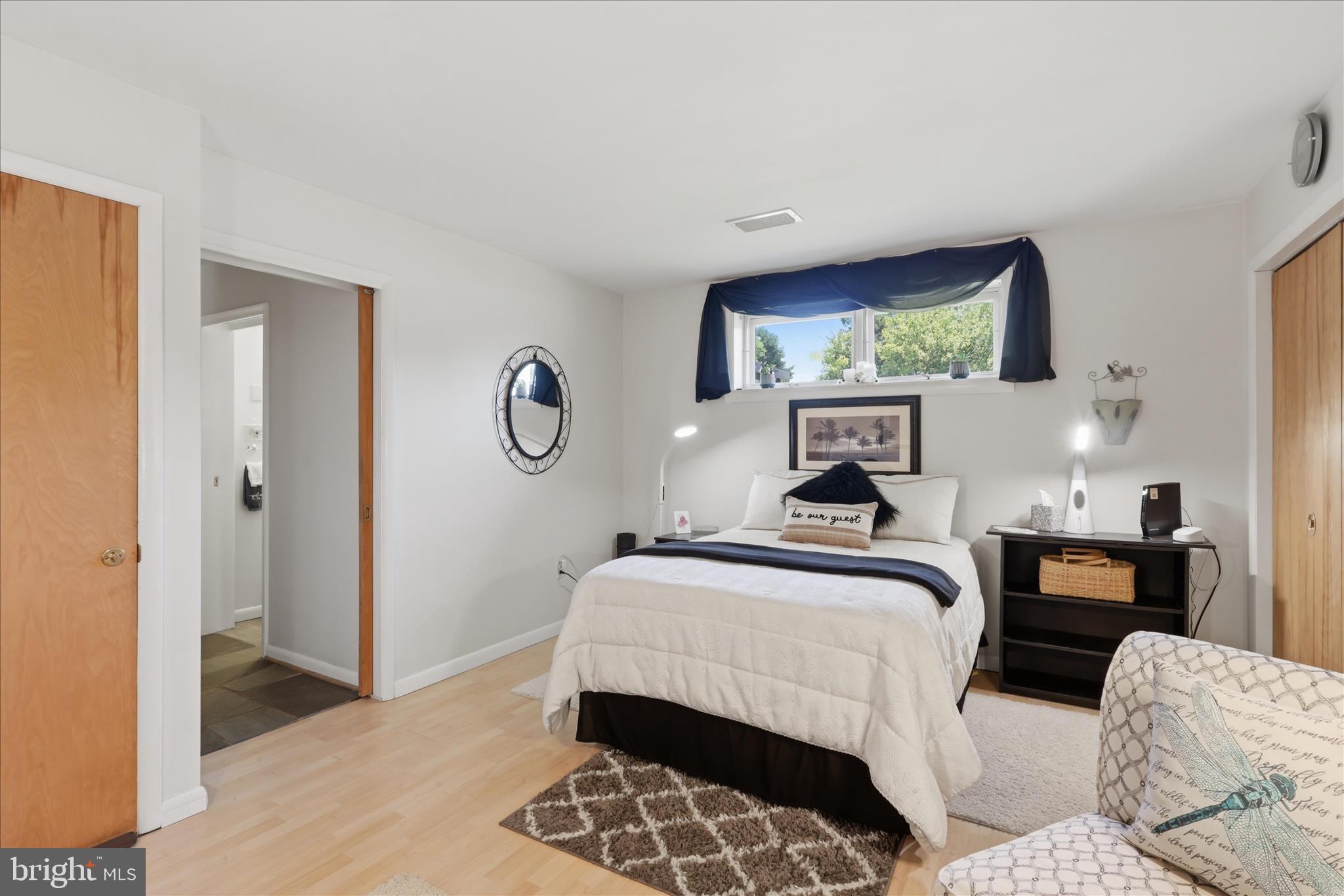 GROVE HILL - Residential