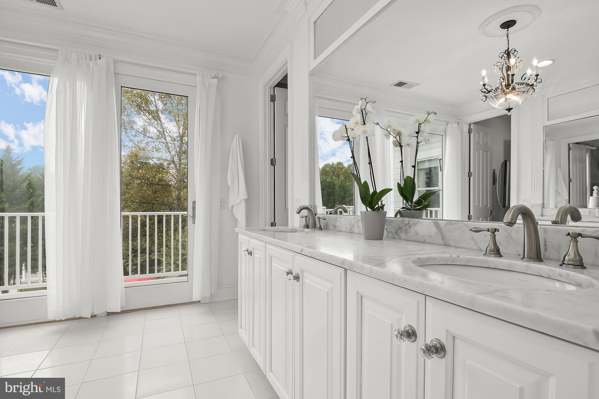 WAVERLY GLEN - Residential