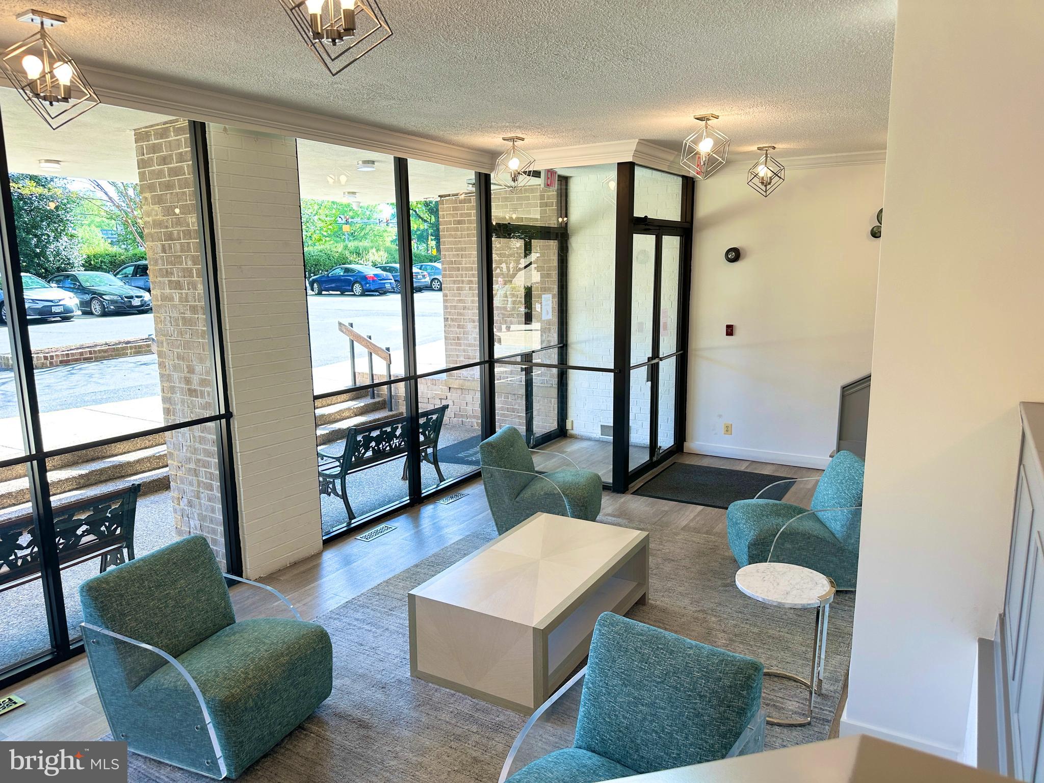 AMERICANA CENTRE - Residential Lease