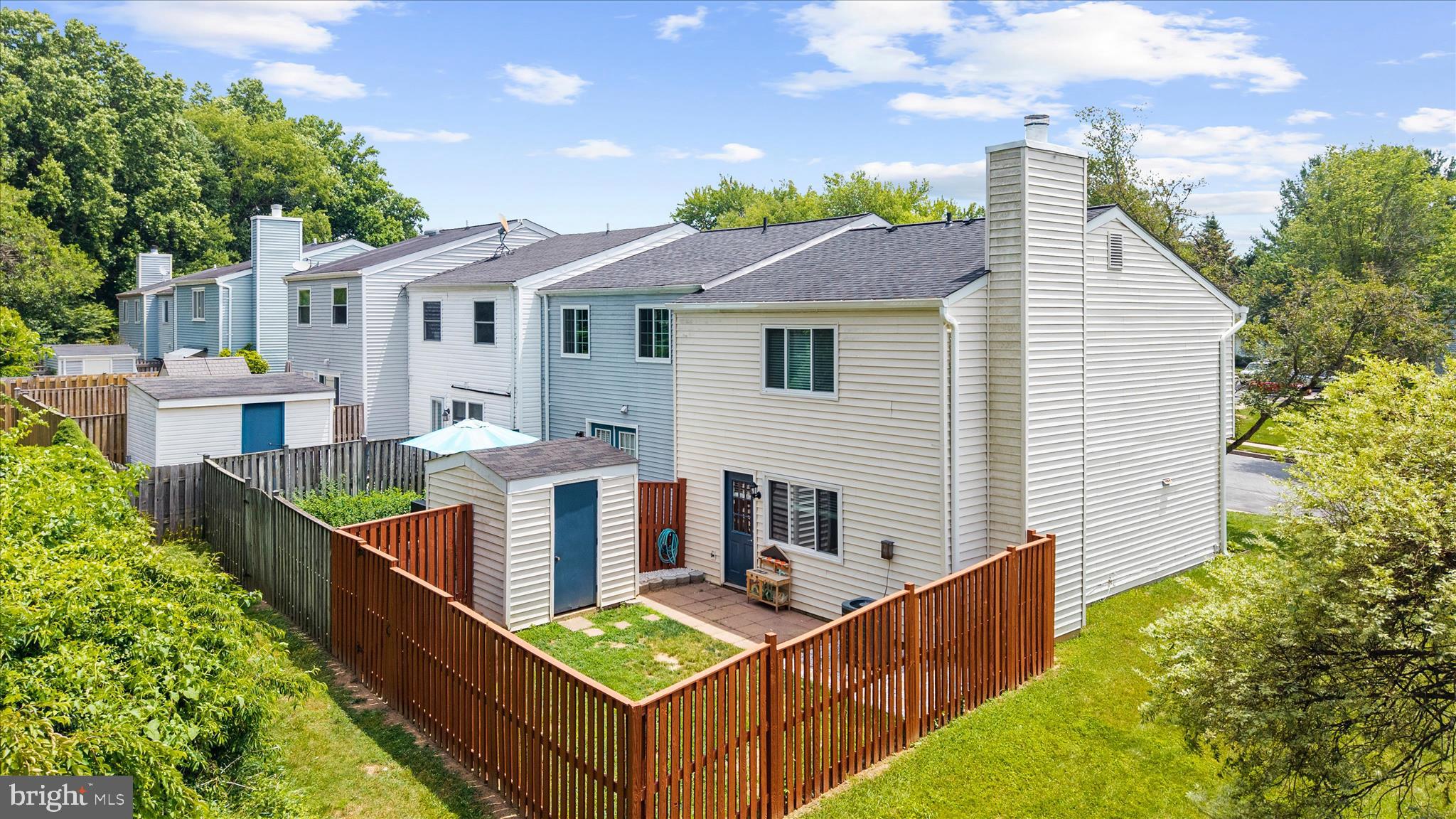 LEISHEAR VILLAGE - Residential