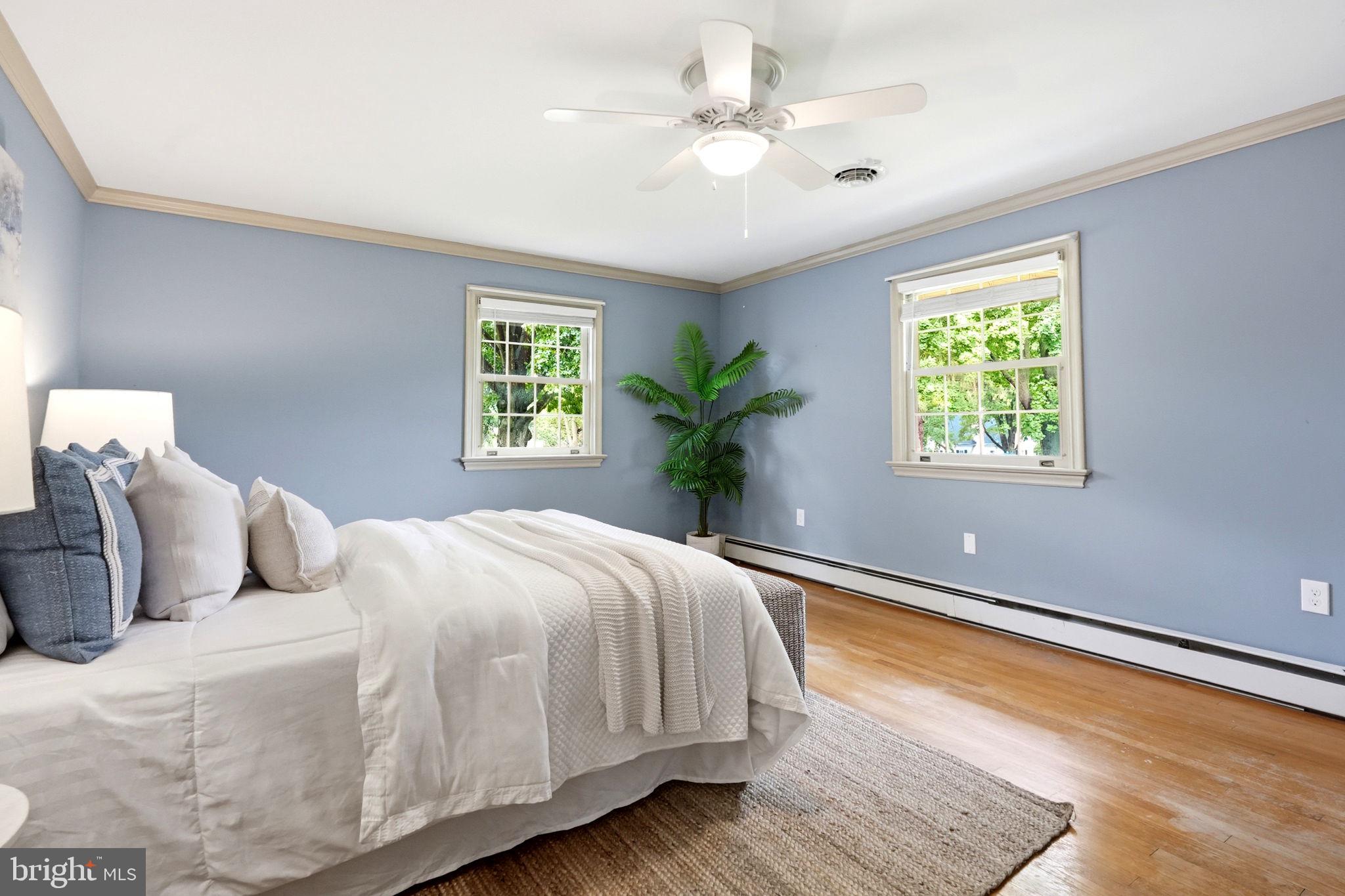 COUNTRY CLUB ESTATES - Residential