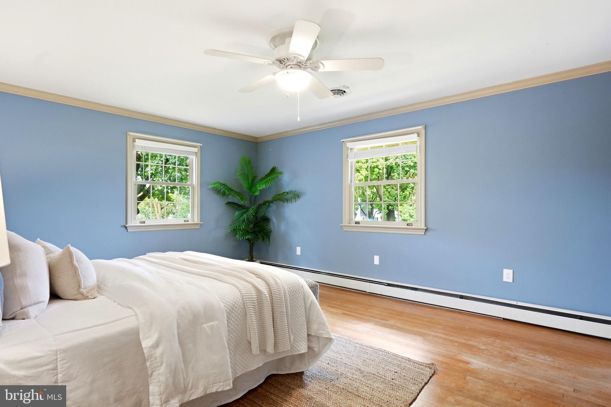 COUNTRY CLUB ESTATES - Residential