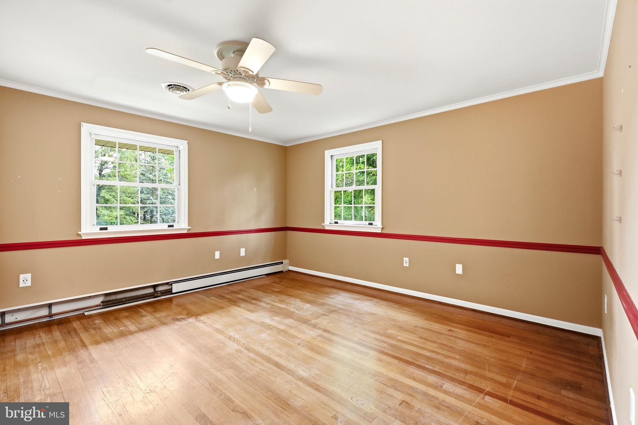COUNTRY CLUB ESTATES - Residential