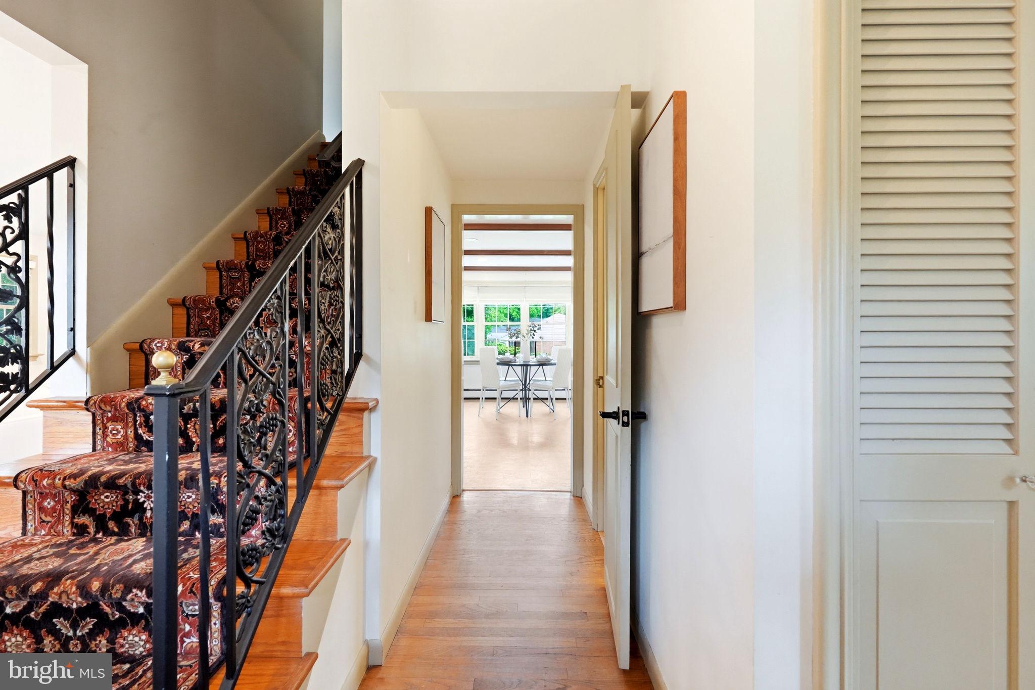 COUNTRY CLUB ESTATES - Residential