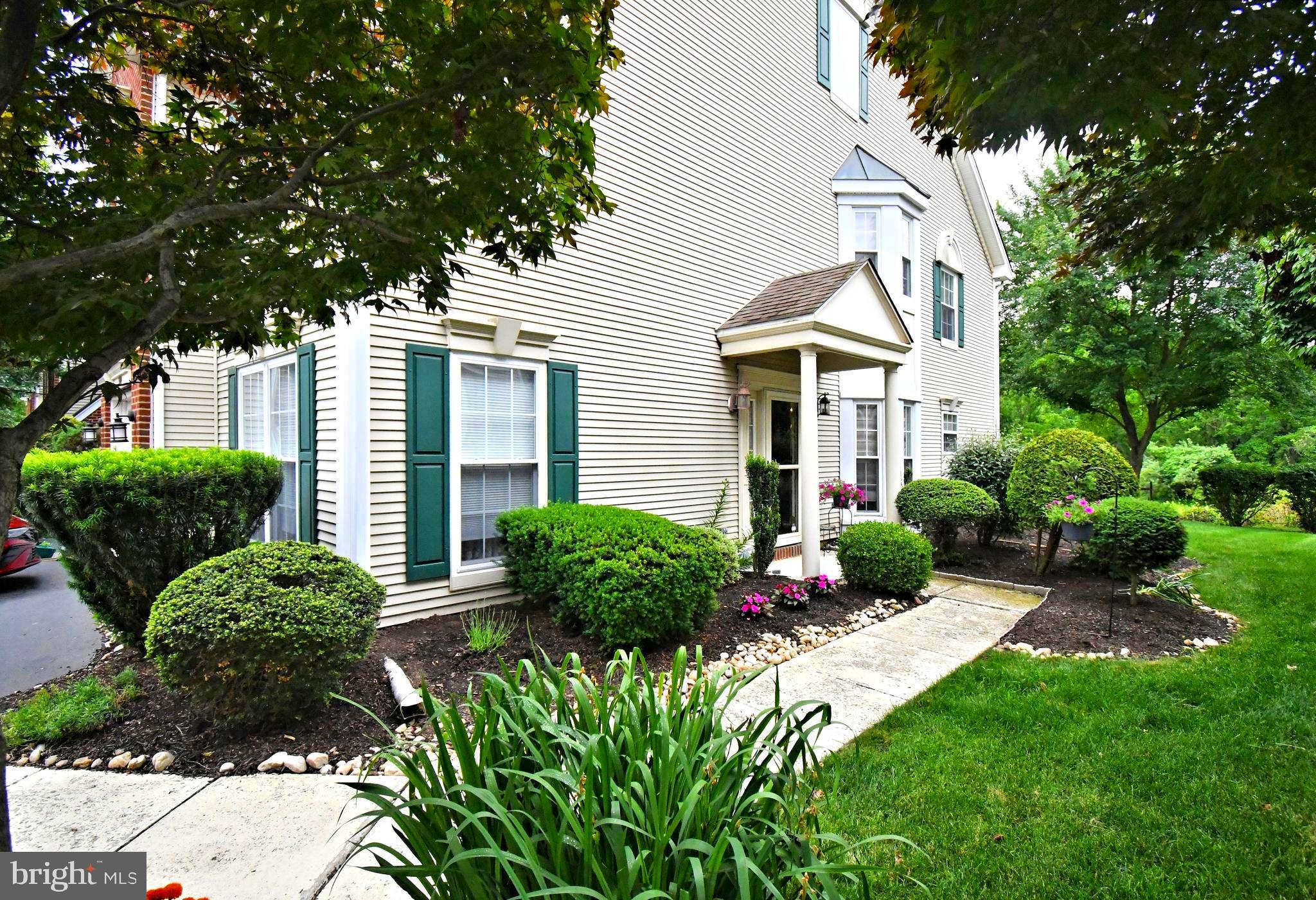 WINNERS CIRCLE - Residential