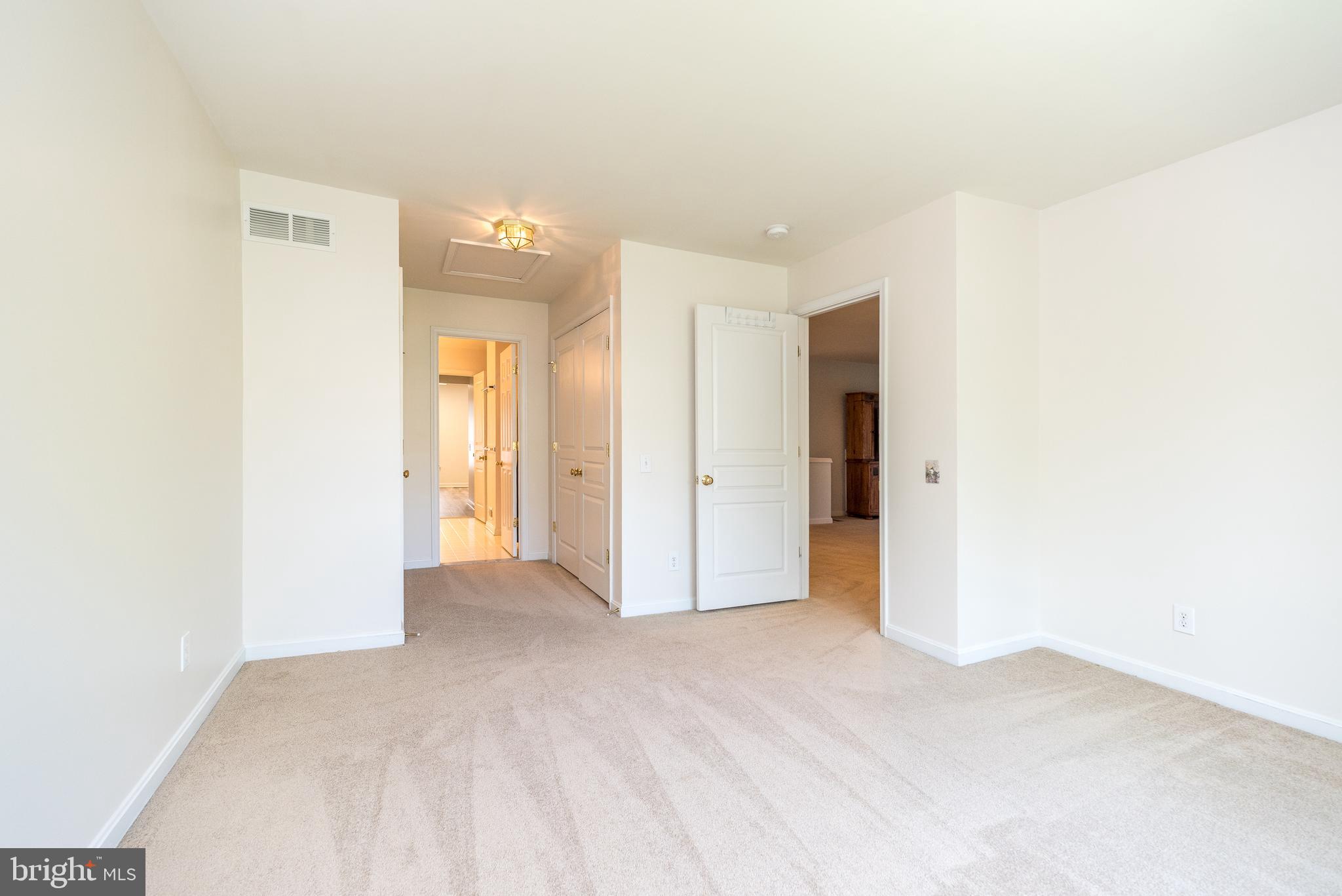 DOYLESTOWN STATION - Residential