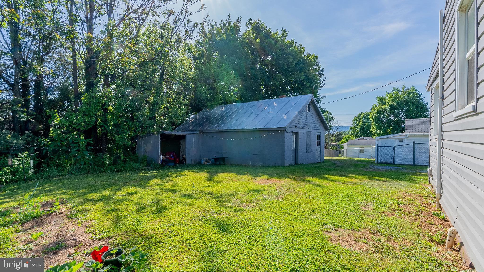 TOWN OF LURAY - Residential