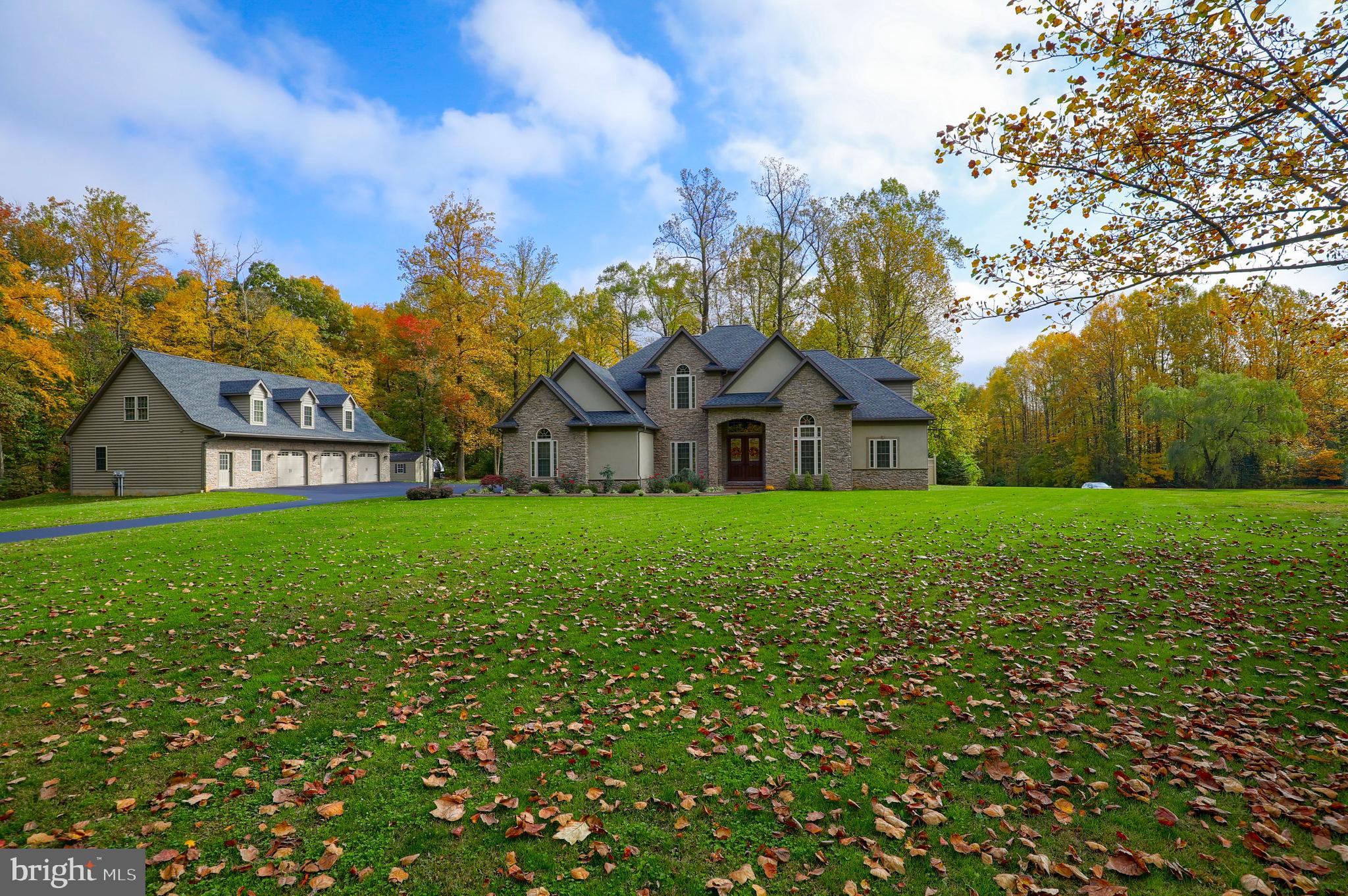 WINDING WAY ESTATES - Residential