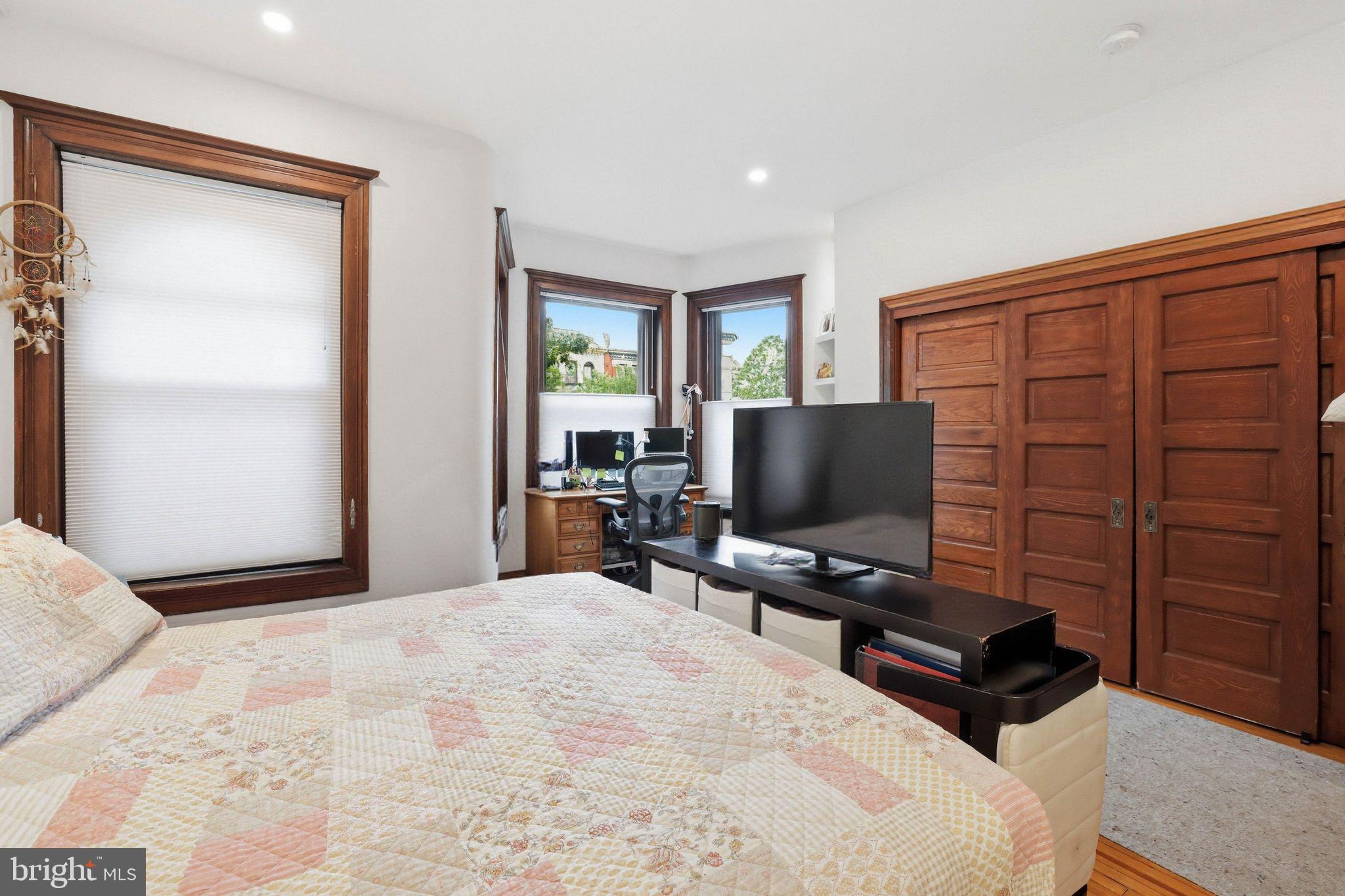 BLOOMINGDALE - Residential