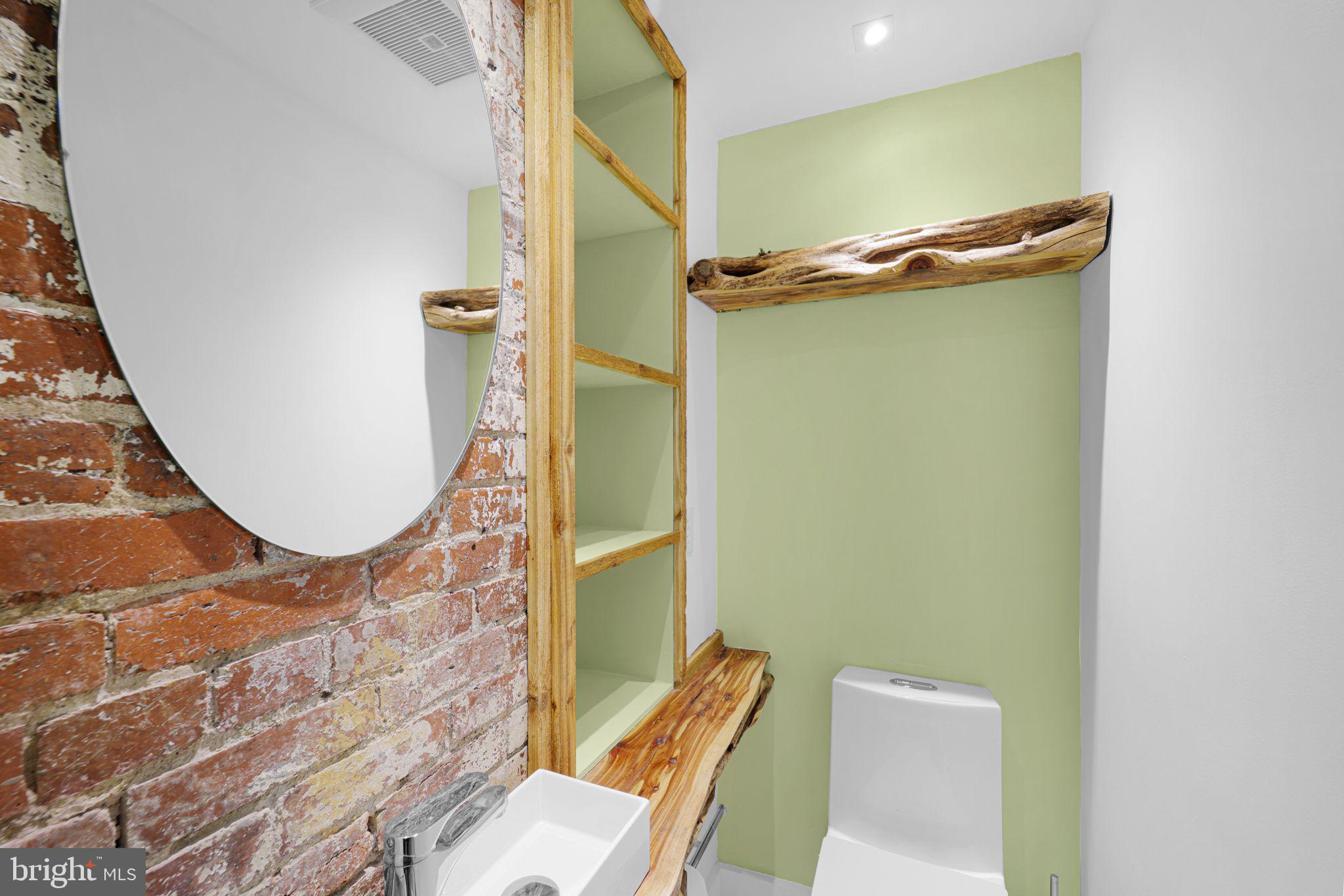 BLOOMINGDALE - Residential
