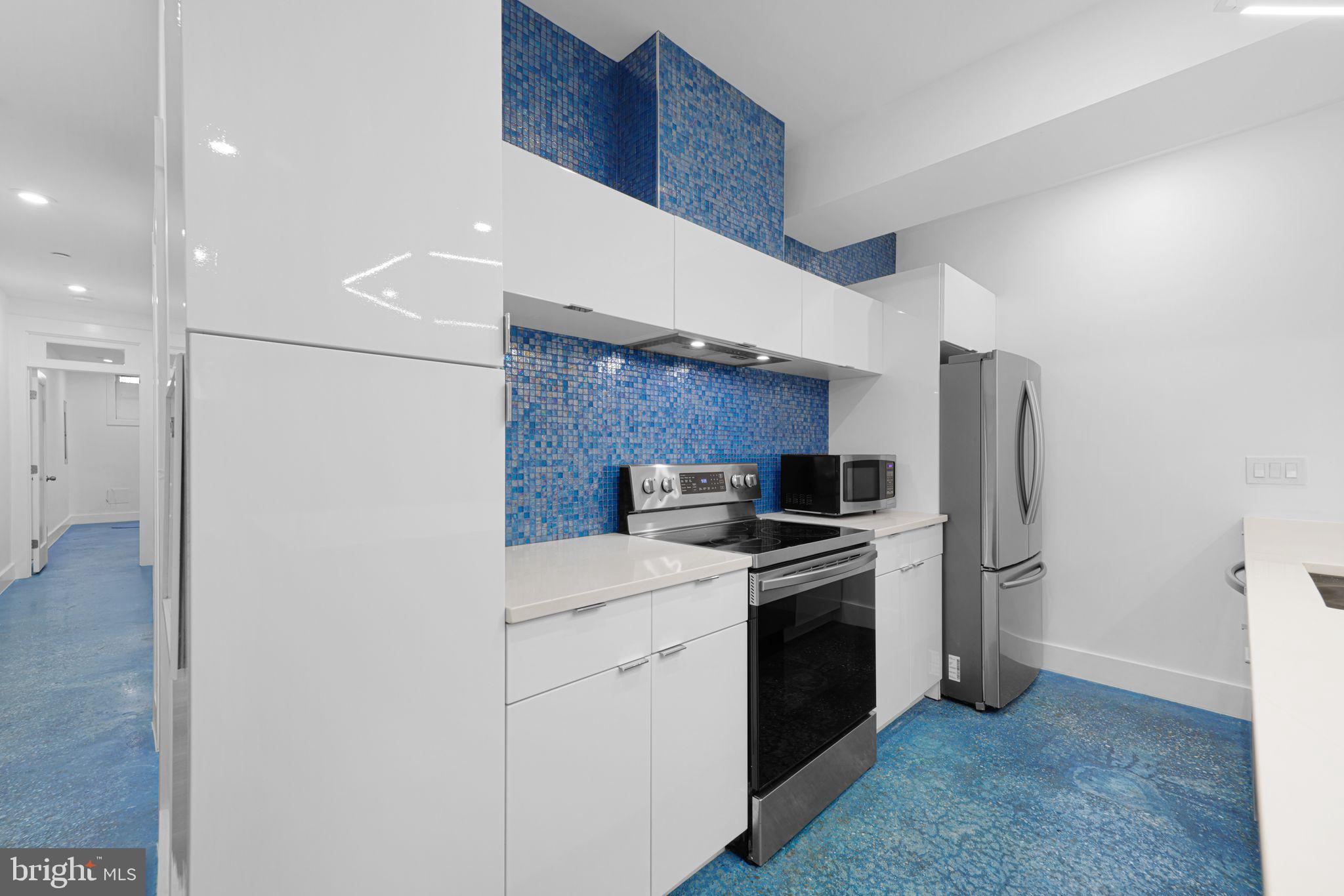 BLOOMINGDALE - Residential