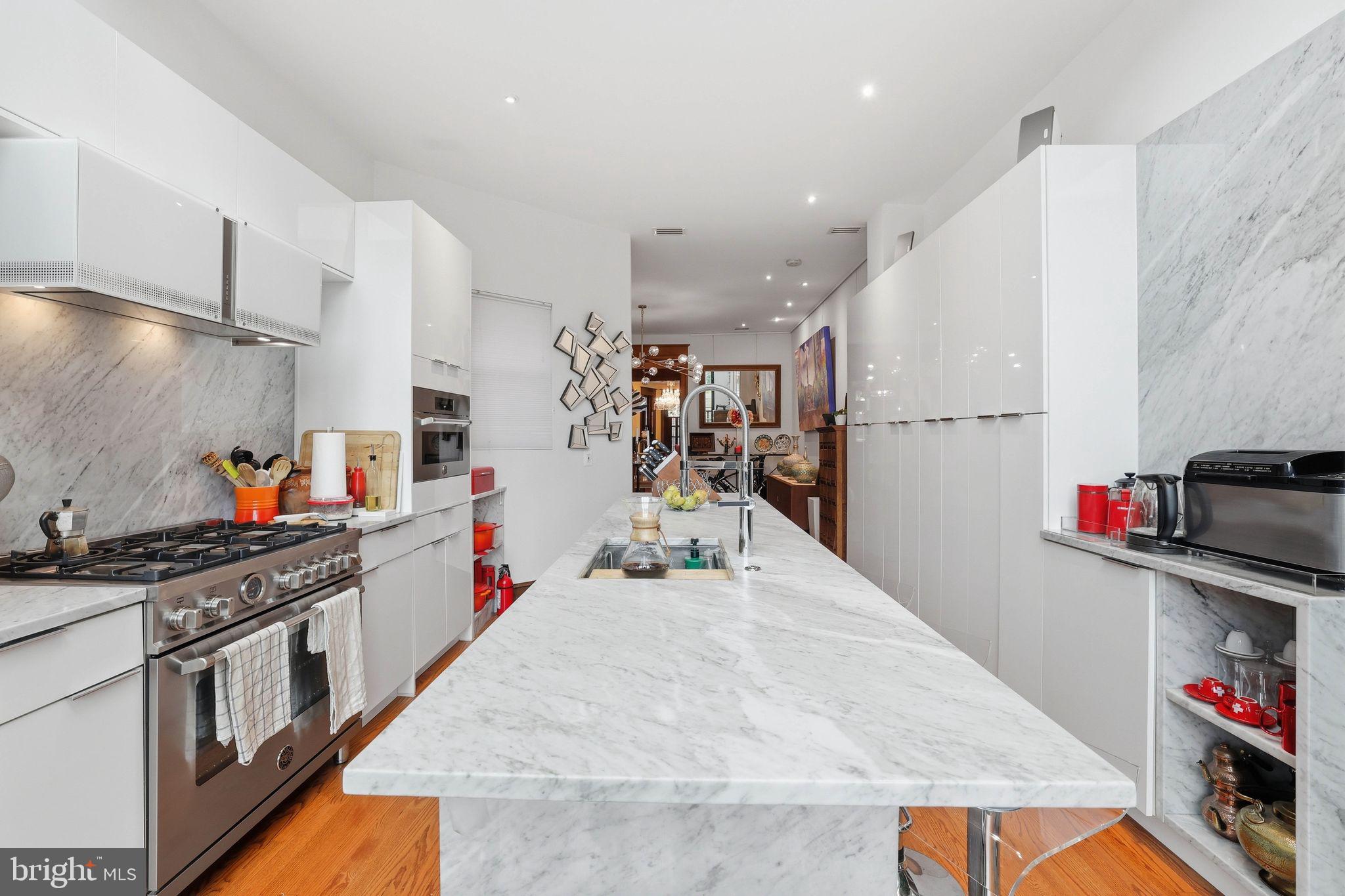 BLOOMINGDALE - Residential