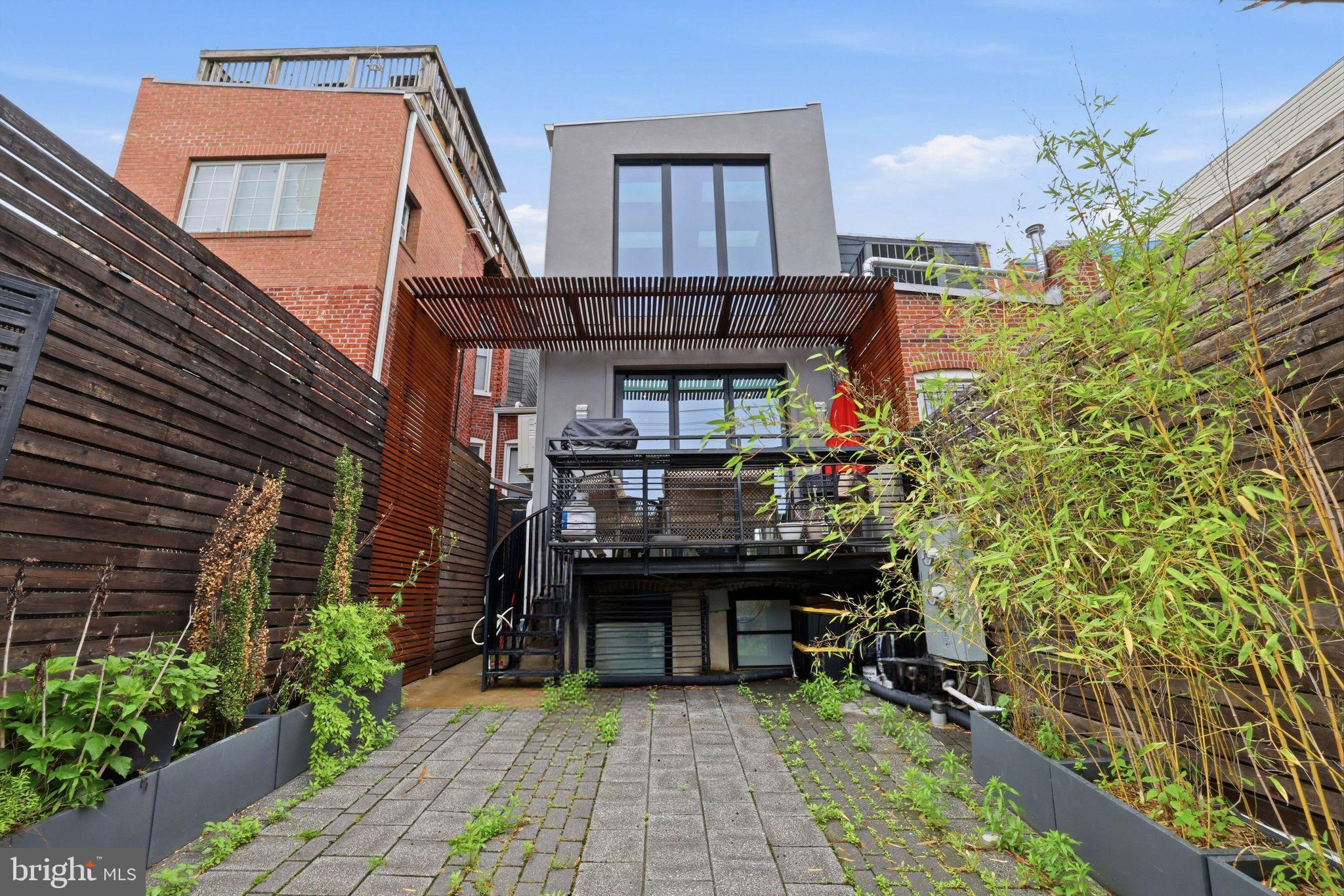 BLOOMINGDALE - Residential