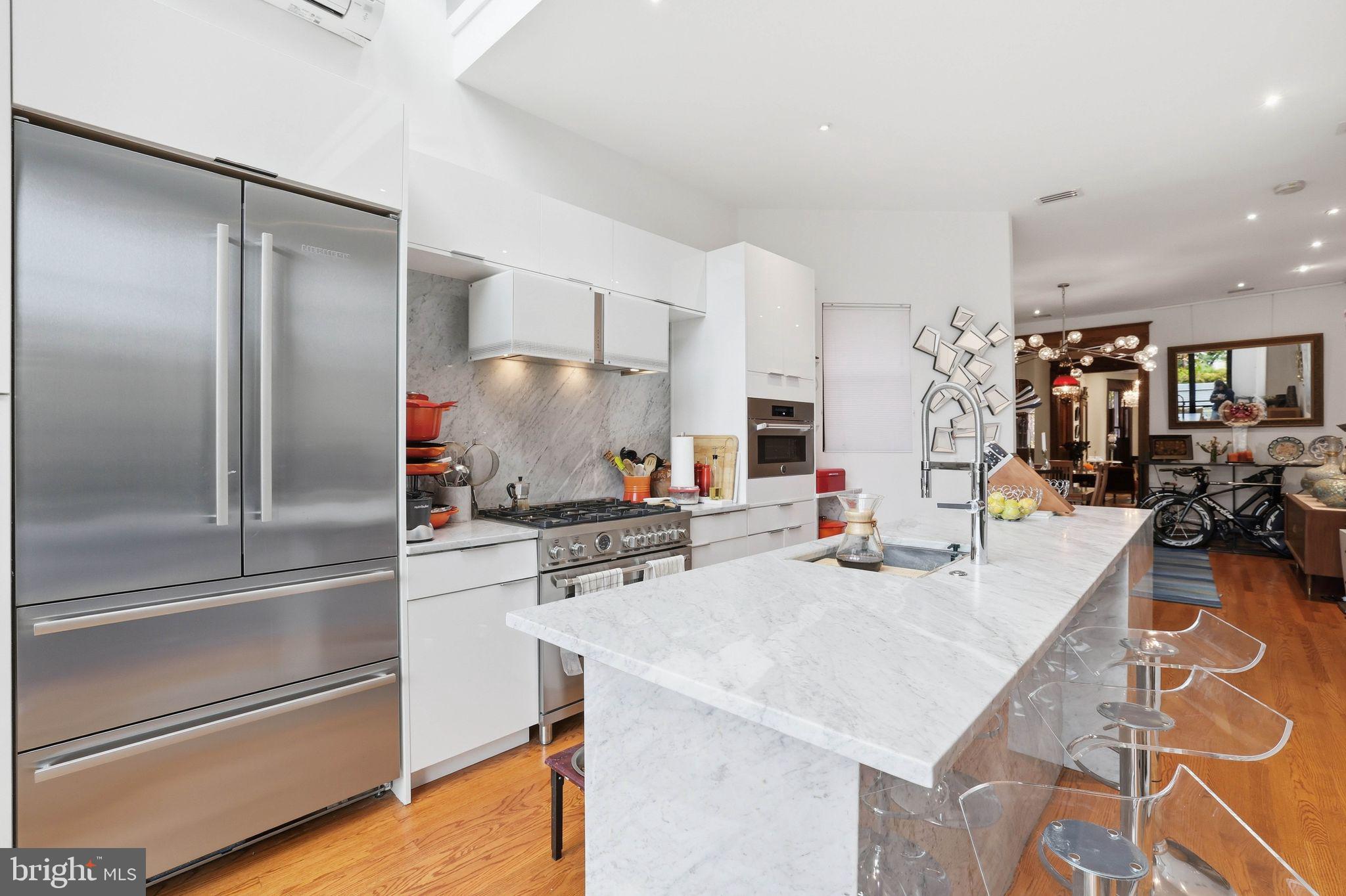 BLOOMINGDALE - Residential