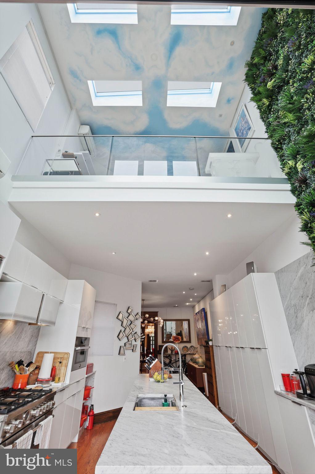 BLOOMINGDALE - Residential