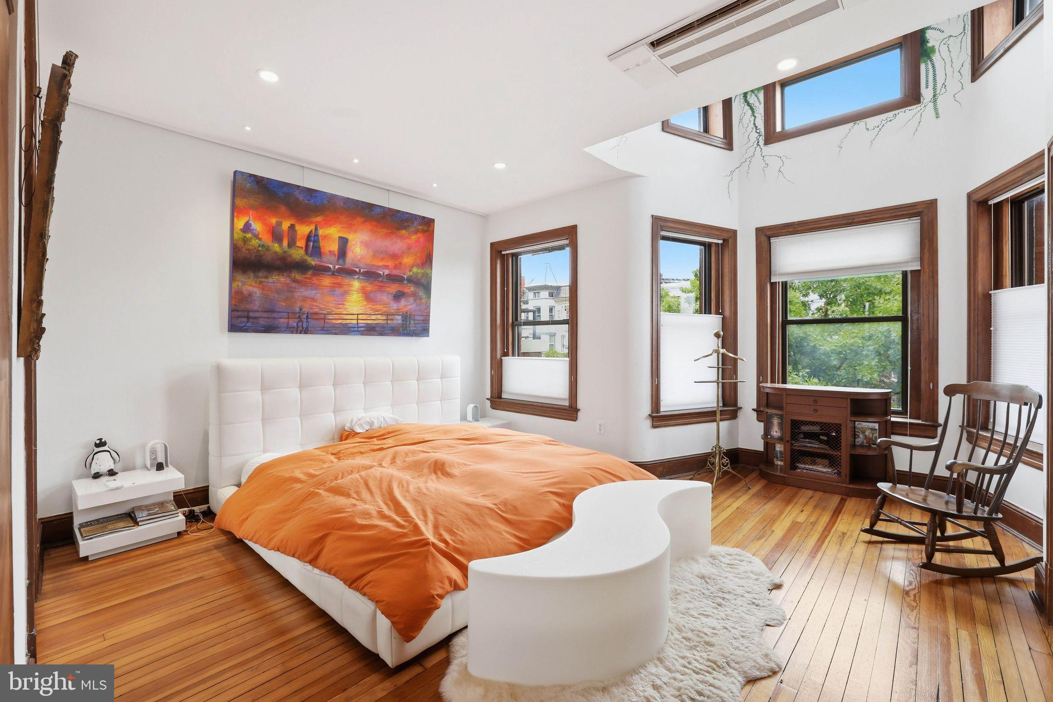 BLOOMINGDALE - Residential