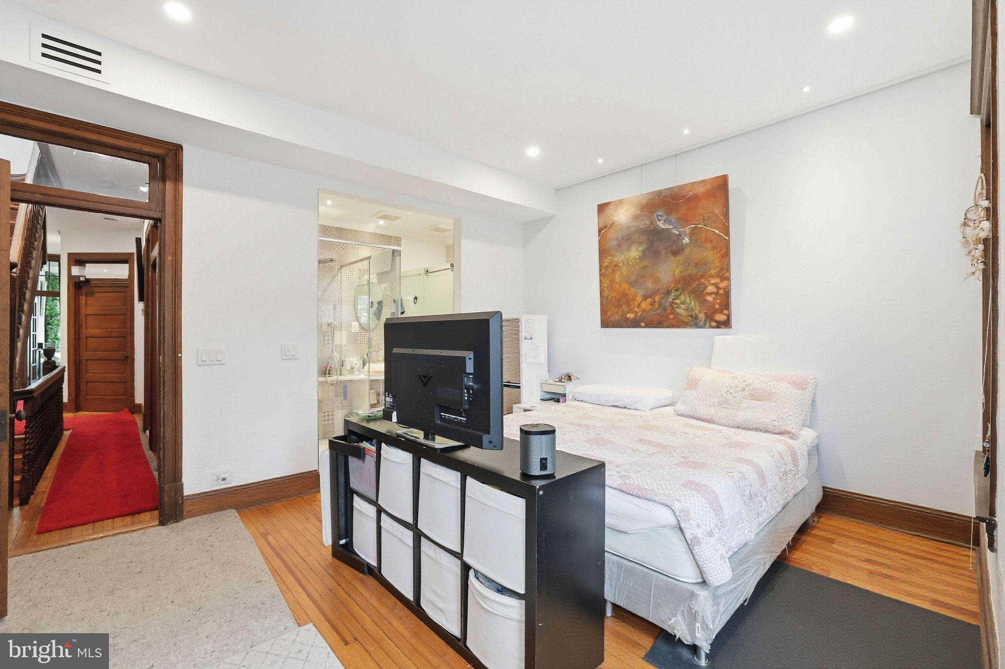 BLOOMINGDALE - Residential