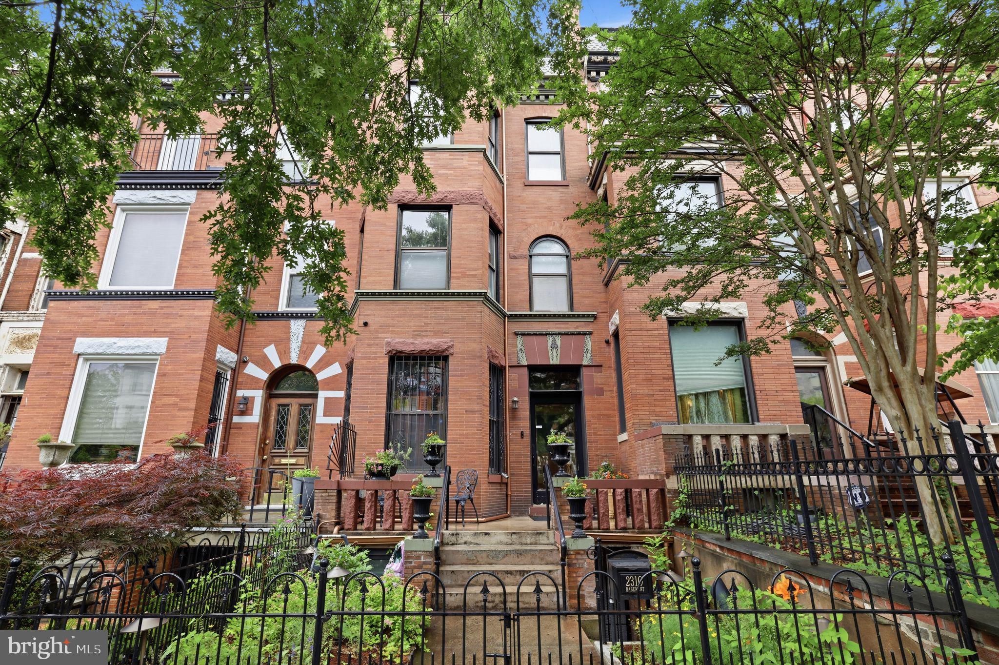 BLOOMINGDALE - Residential