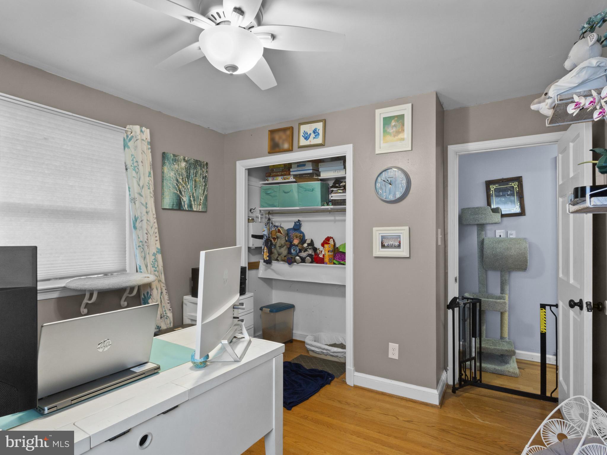 CALVERT MANOR - Residential