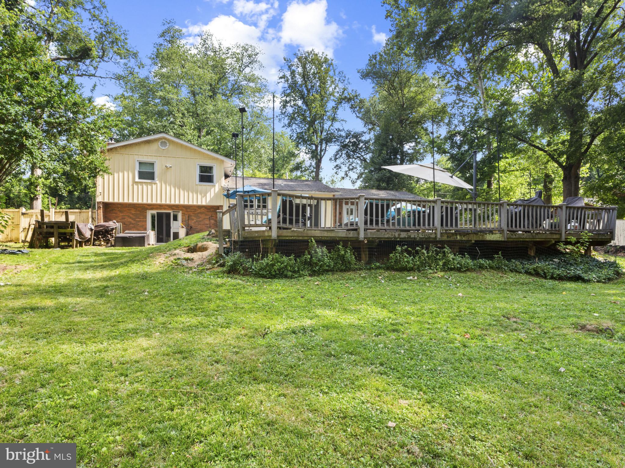 CALVERT MANOR - Residential